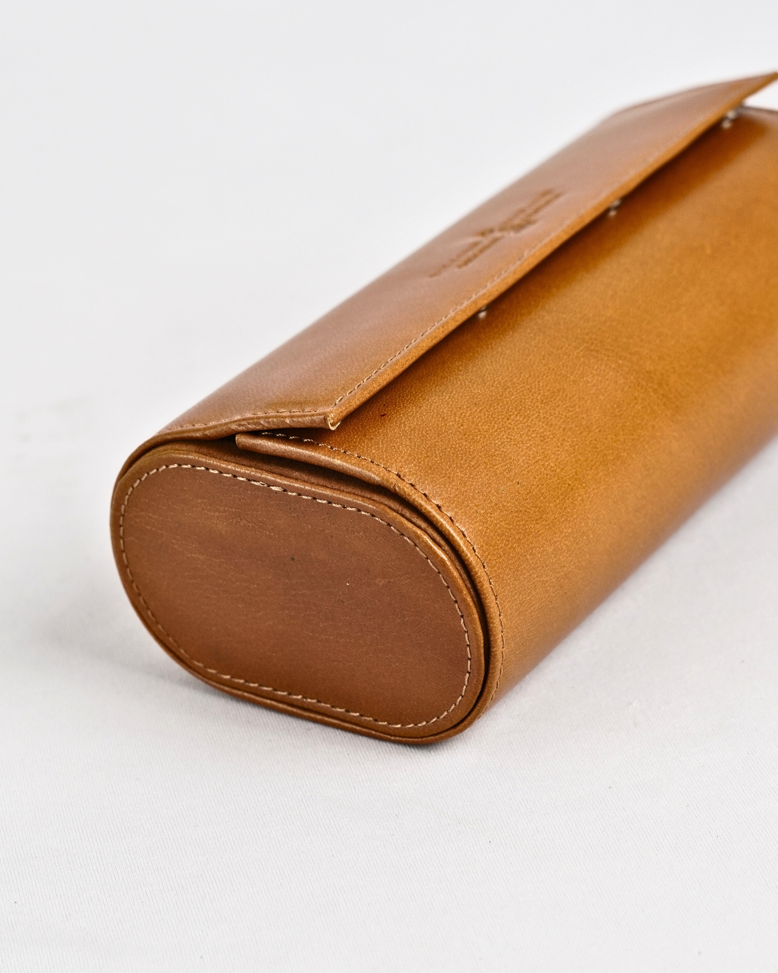 Bulgaria – Hand Crafted Original Leather Watch Box (3 Slots, Rich Tan) - Image 4