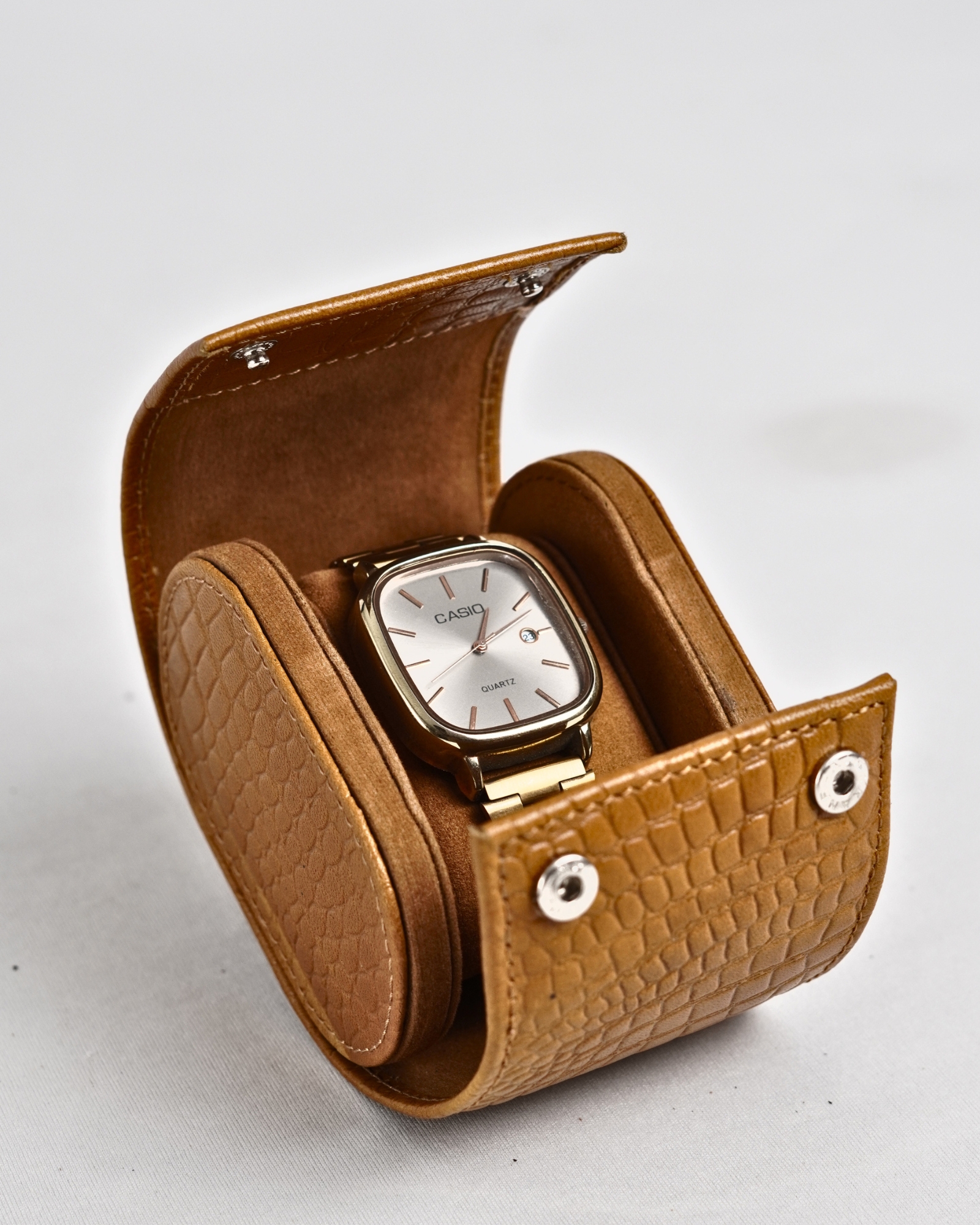 Bulgaria – Hand Crafted Original Leather Watch Box  (Croco Tan) - Image 4