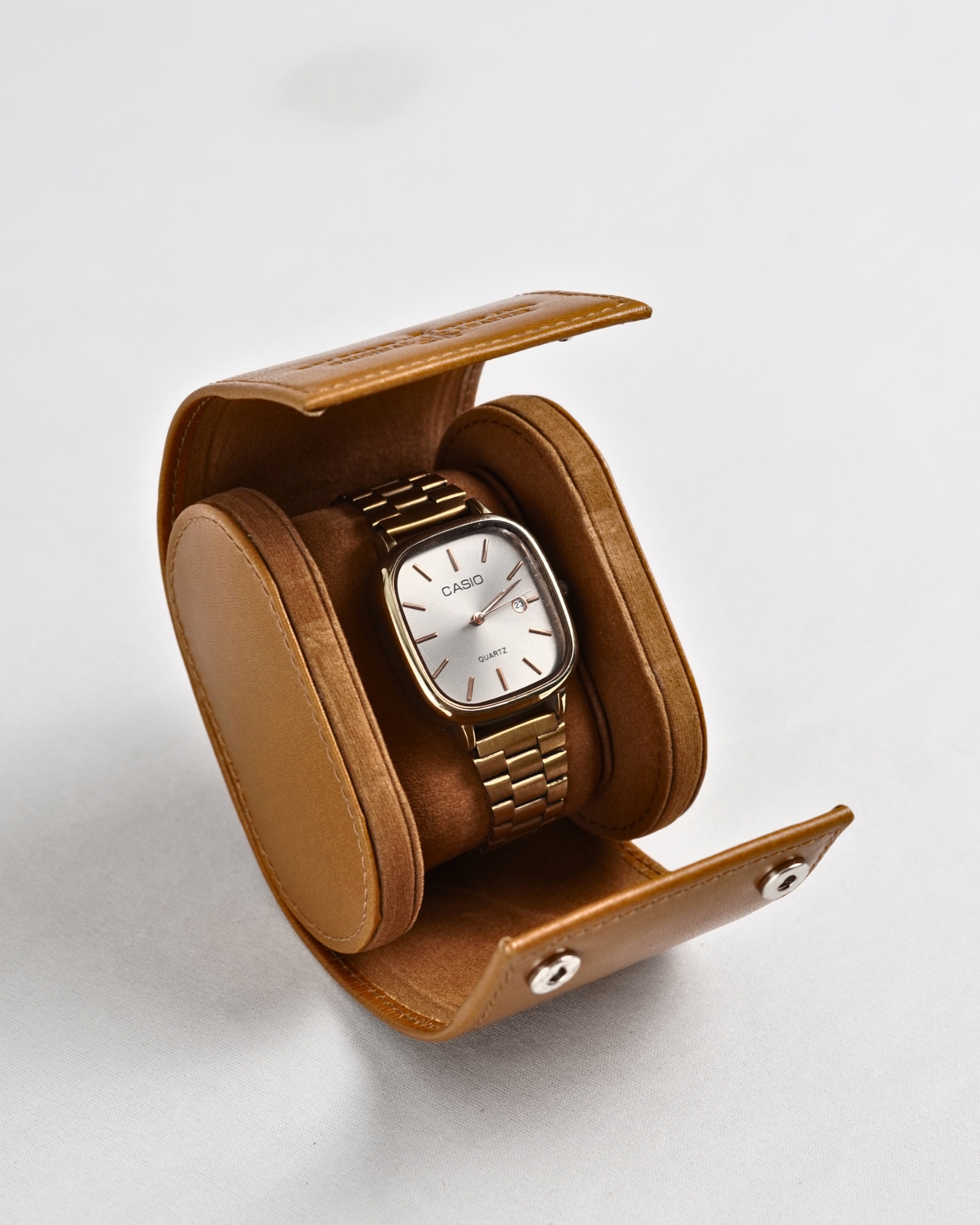 Bulgaria – Hand Crafted Original Leather Watch Box  (Rich Tan)