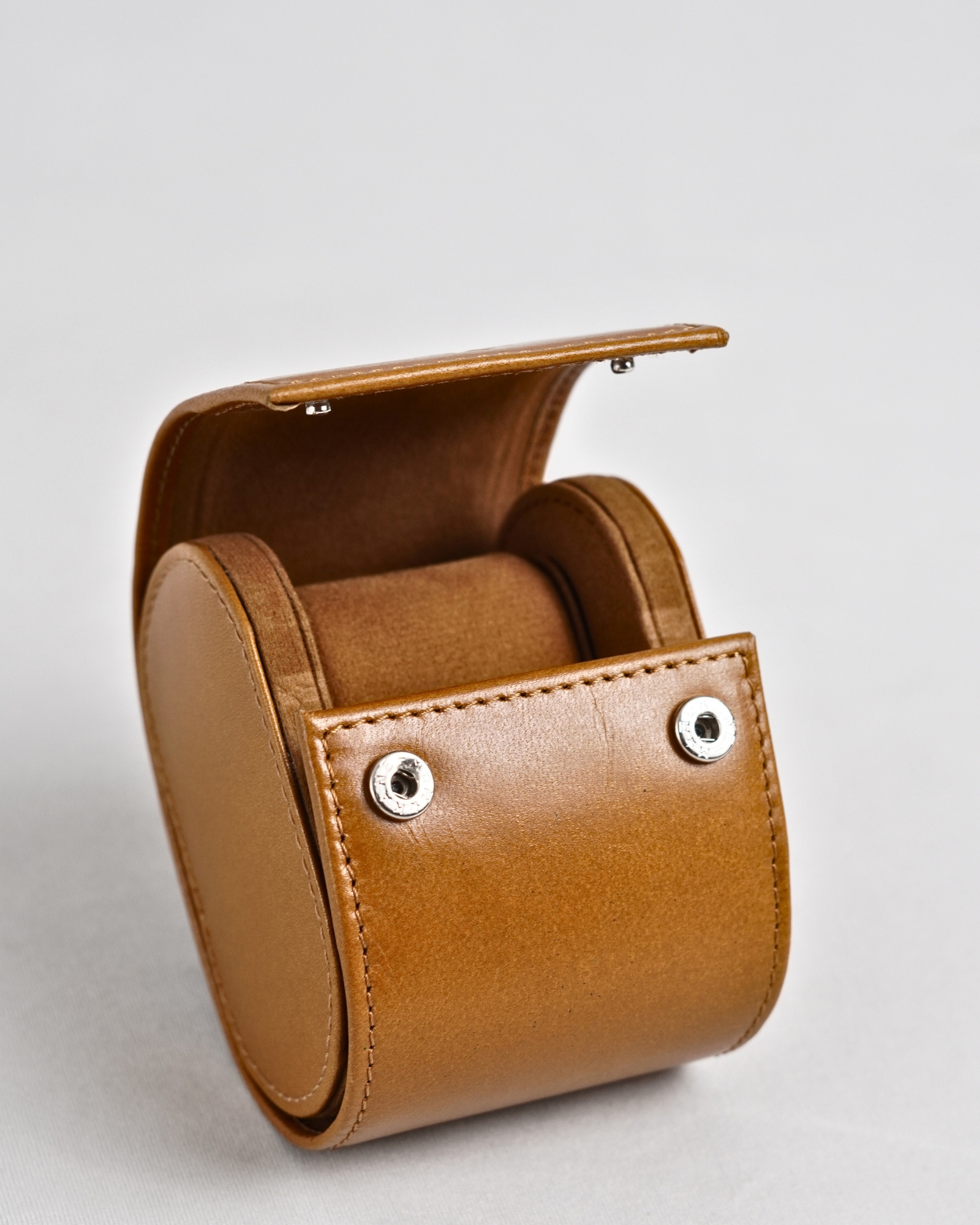 Bulgaria – Hand Crafted Original Leather Watch Box  (Rich Tan) - Image 3