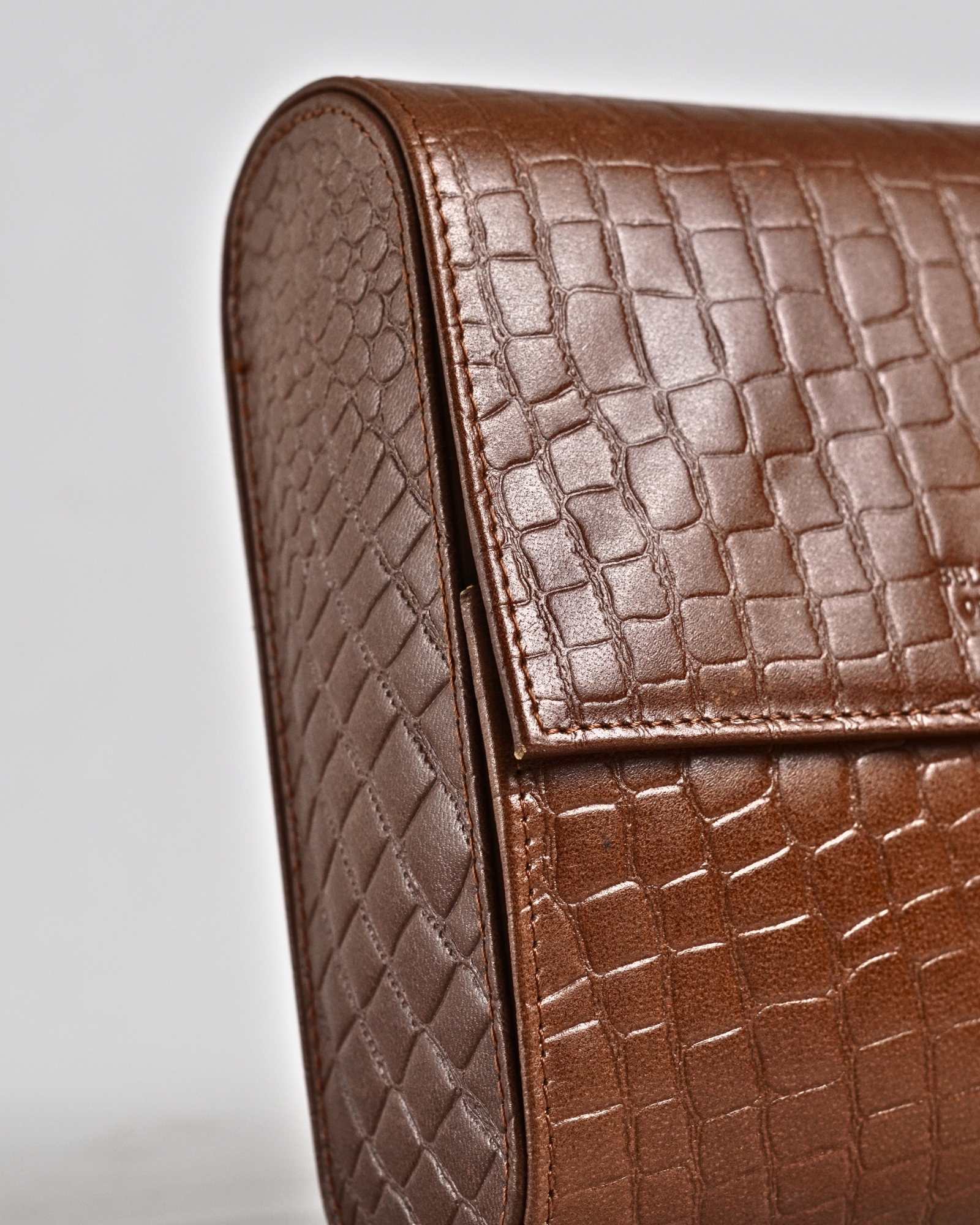 Bulgaria – Hand Crafted Original Leather Watch Box (6 Slots, Croco Brown) - Image 9