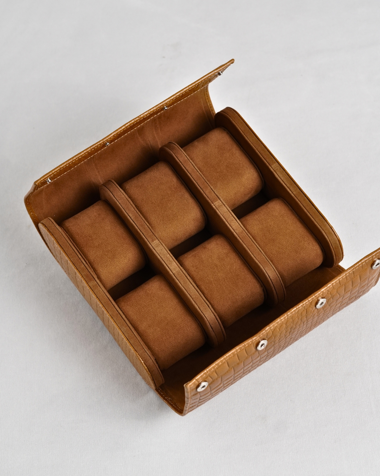 Bulgaria – Hand Crafted Original Leather Watch Box (6 Slots, Croco Tan) - Image 2