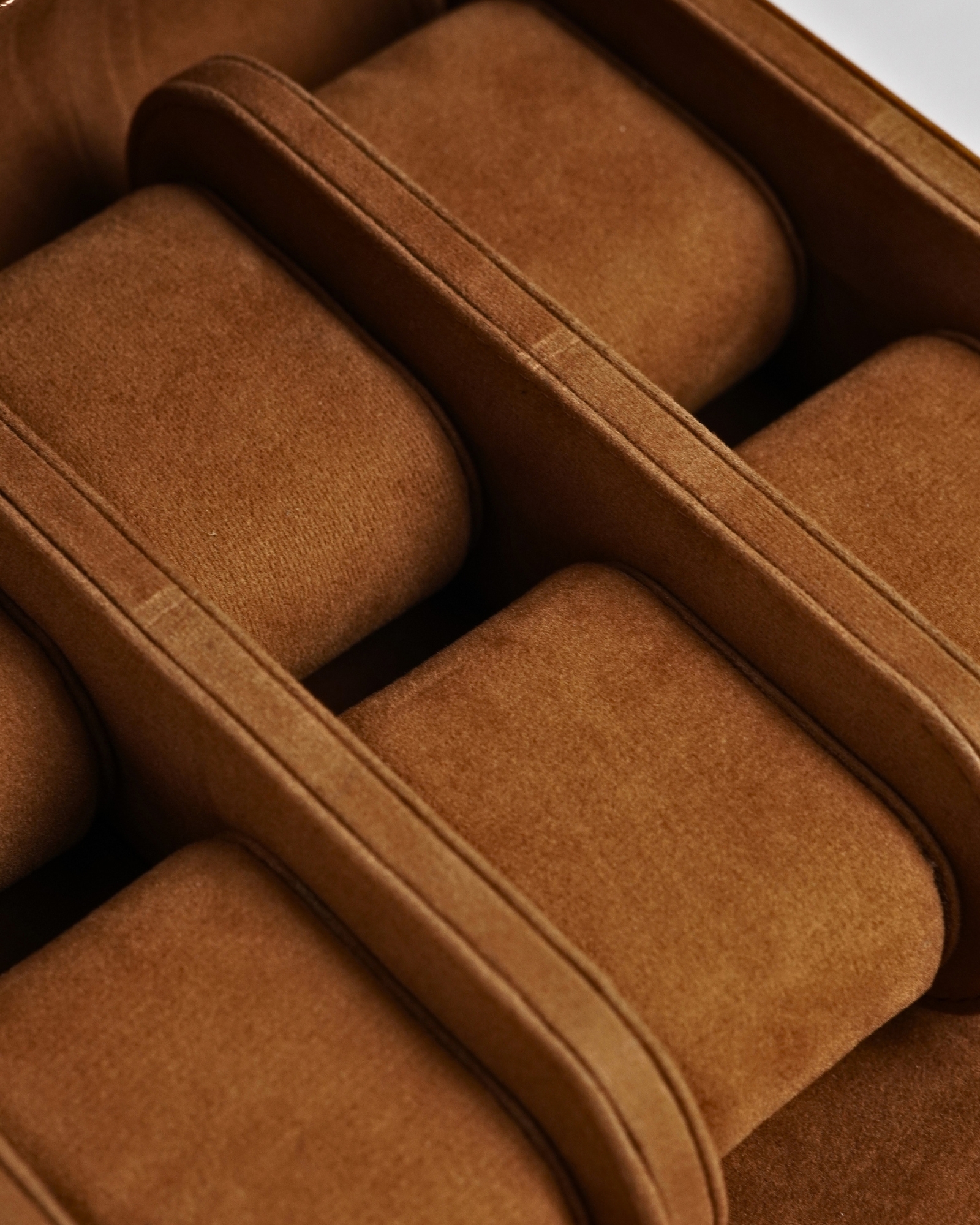 Bulgaria – Hand Crafted Original Leather Watch Box (6 Slots, Croco Tan) - Image 7