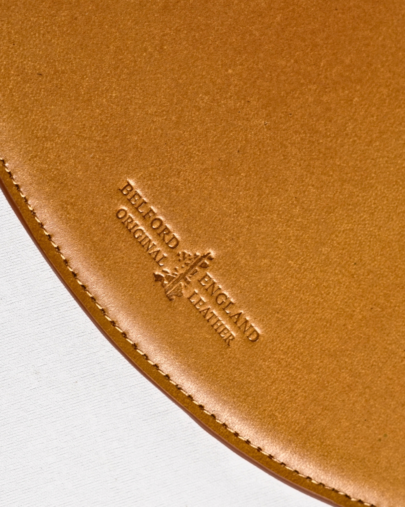 Vantage – Hand Crafted Original Leather Mouse Pad (Rich Tan) - Image 3
