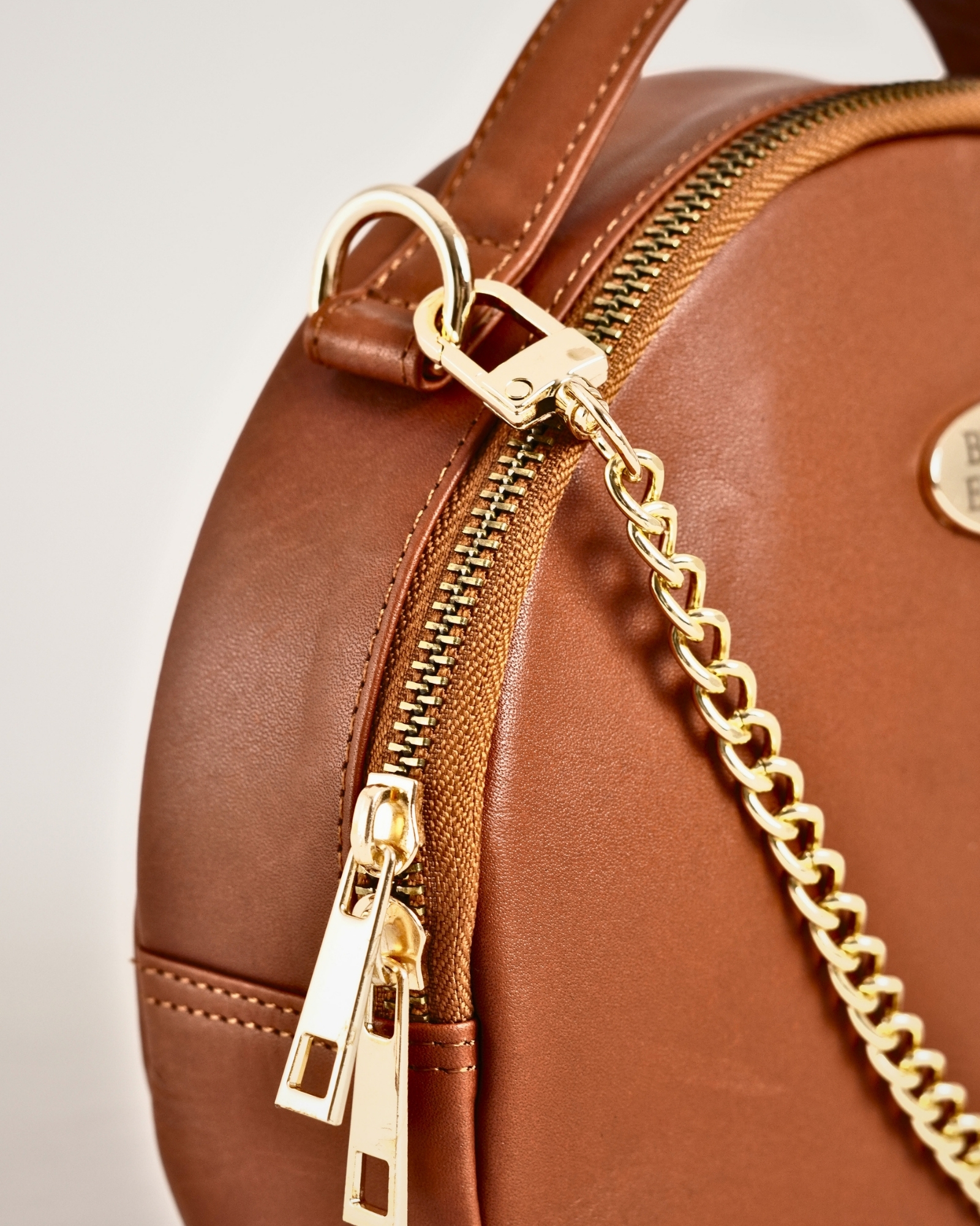 Hazel - Women's Original Leather Handbag (Lux Tan) - Image 2