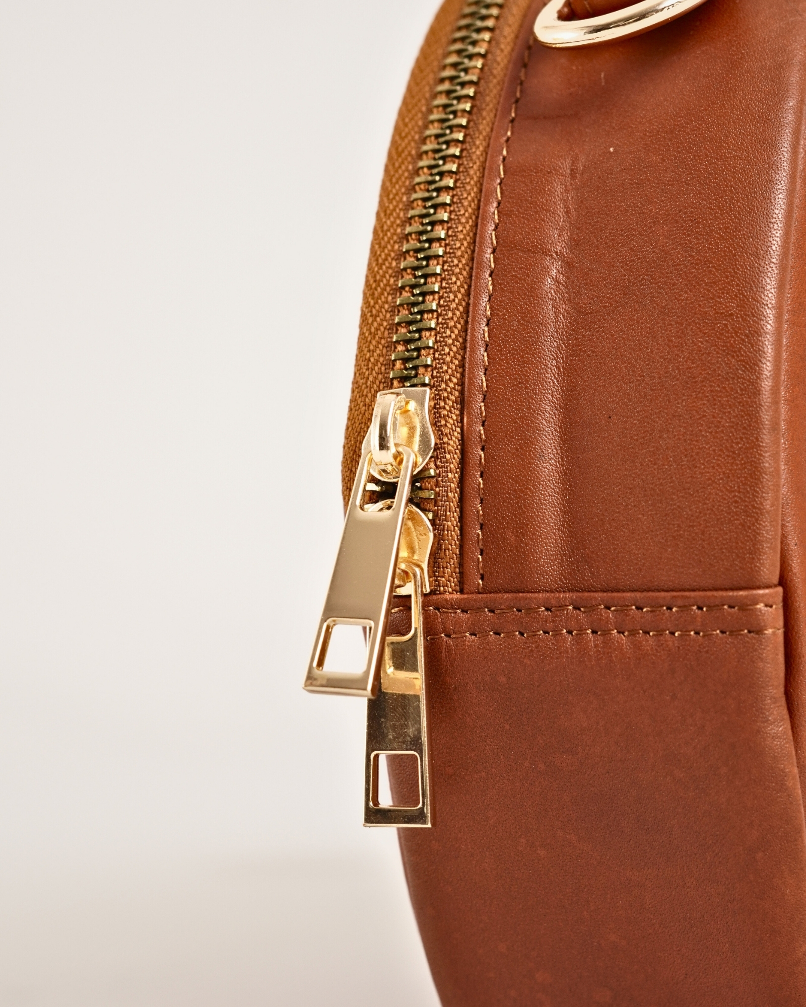 Hazel - Women's Original Leather Handbag (Lux Tan) - Image 6