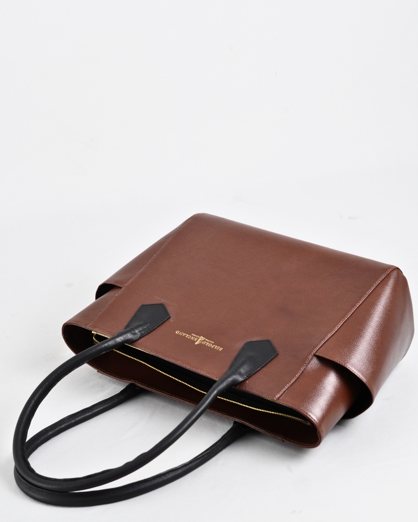 Victoria - Women's Original Leather Tote bag (Luxe Cherry) - Image 3
