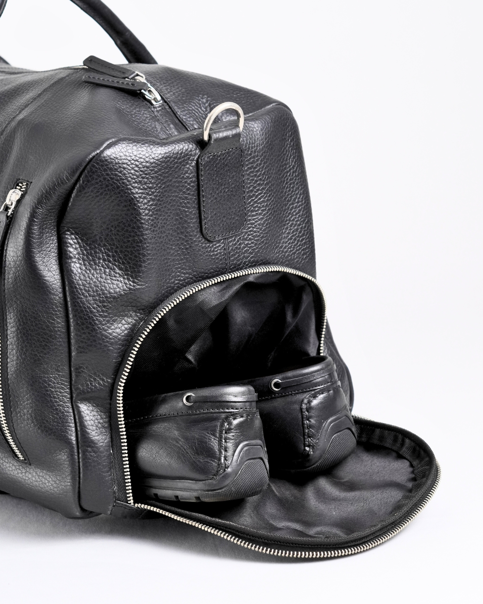 The Heritage - Original Leather Travel Bag (Posh Black) - Image 2