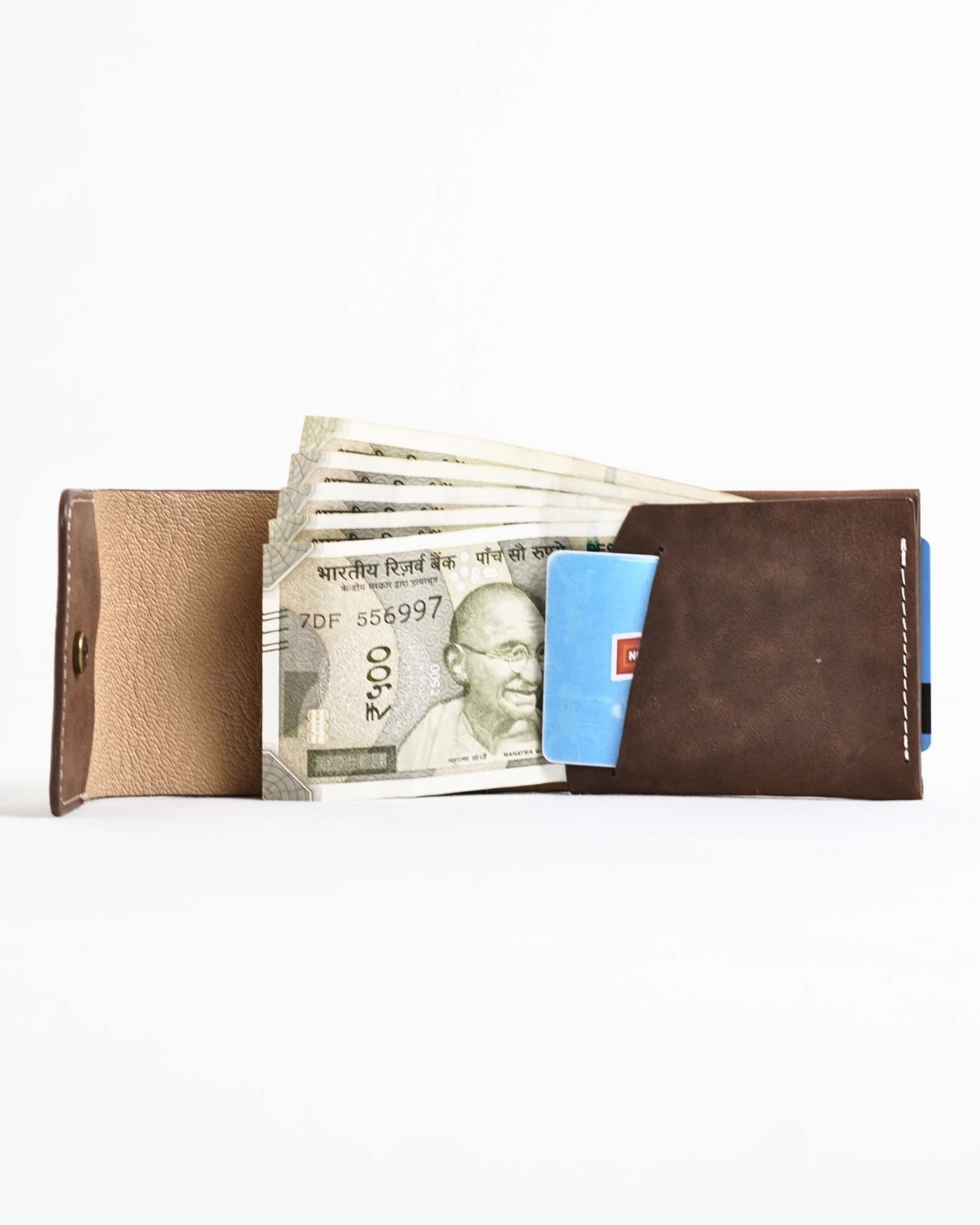 Milton - Men’s Original Leather Minimalist Wallet (Rugged Brown) - Image 5