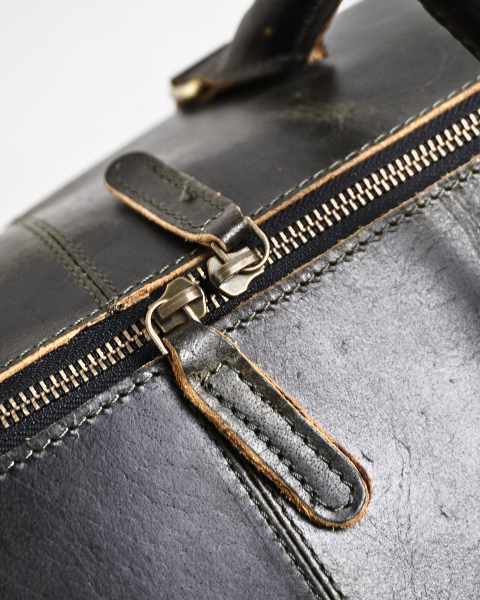The Heritage - Original Leather Travel Bag (Vintage Green) - Image 7