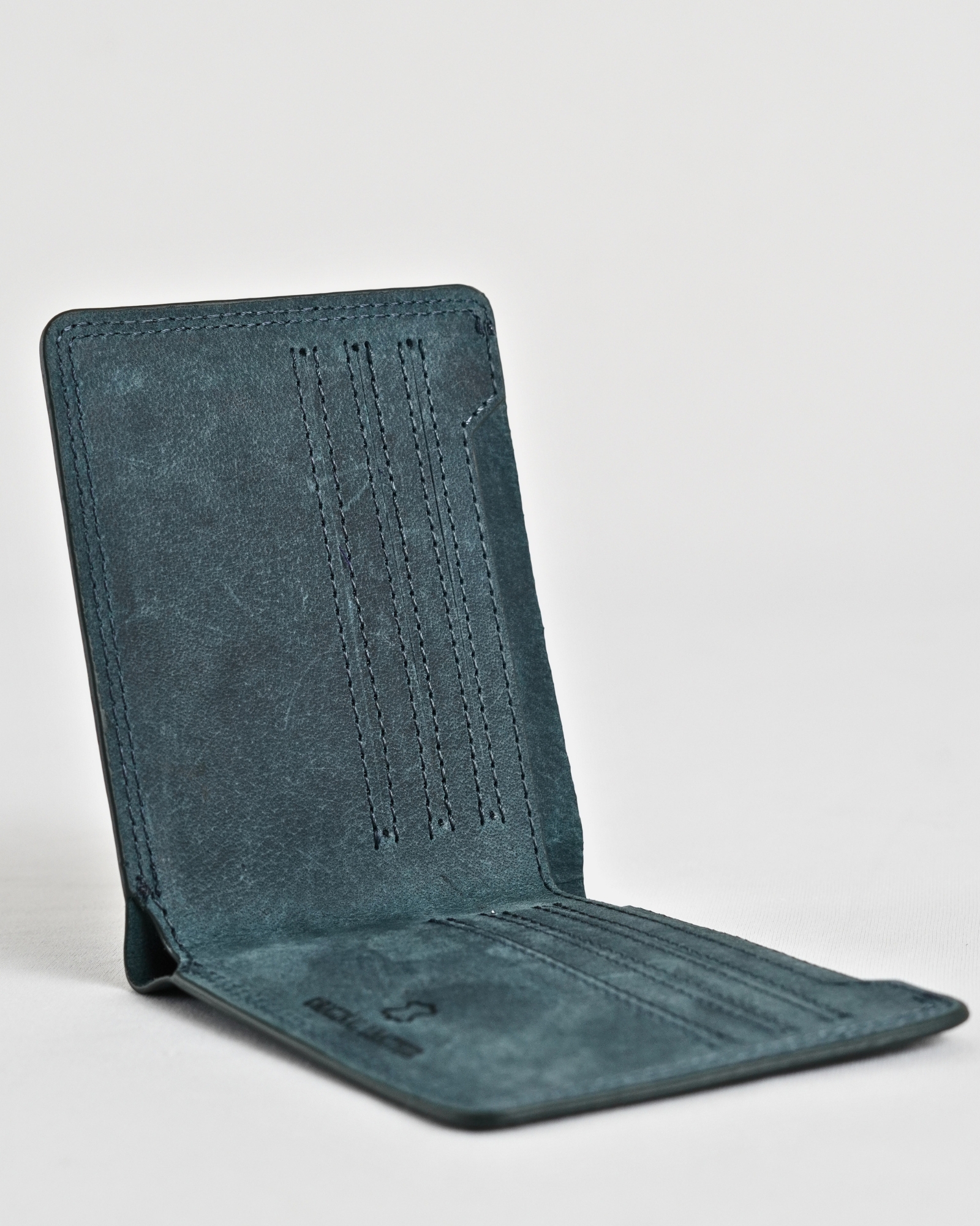 Heritage (Sleek Series) - Men’s Original Leather Wallet (Rugged Green) - Image 3