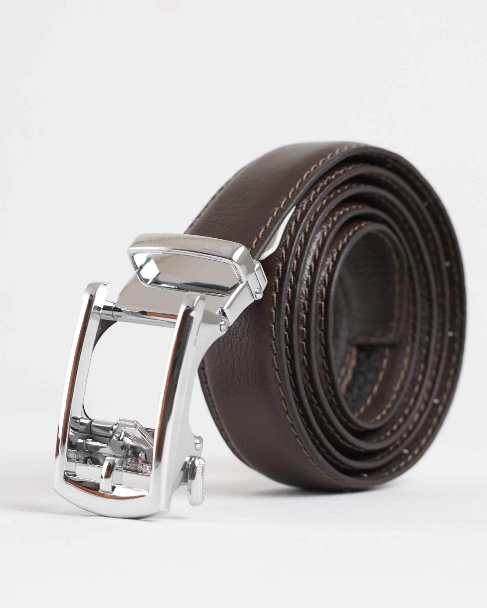 Norwich  Men's Original Leather Belt  (Brown)  28-44 - Image 4