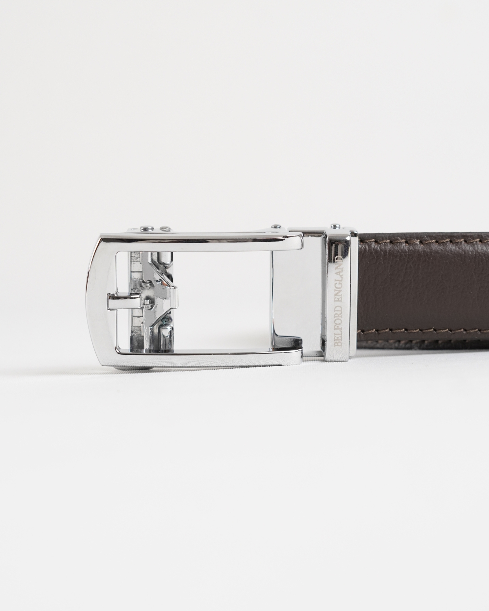 Norwich  Men's Original Leather Belt  (Brown)  28-44 - Image 5