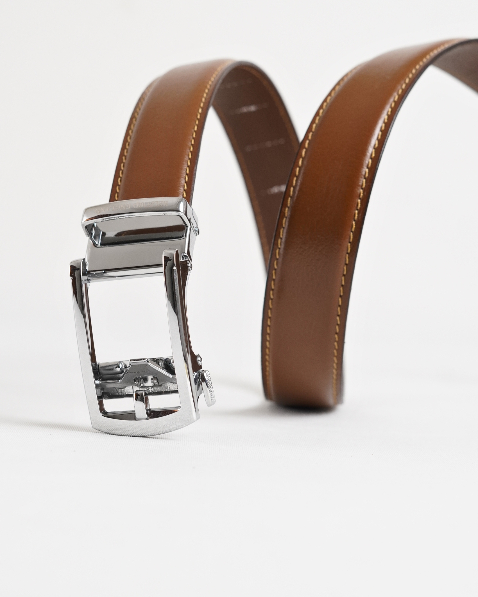 Norwich  Men's Original Leather Belt  (Tan)  28-44 - Image 4