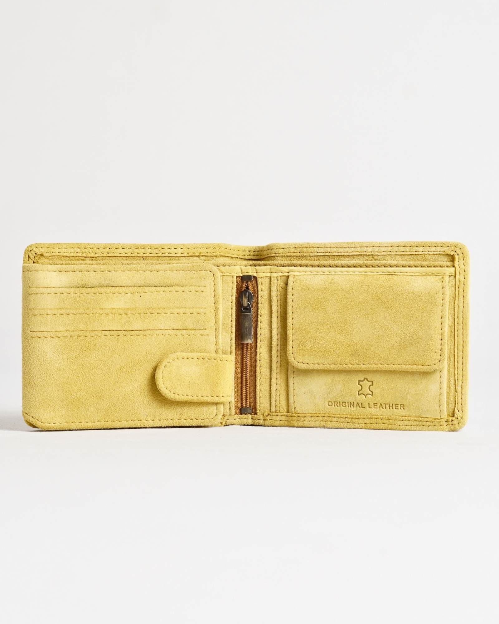 Cambridge Men’s Original Leather Wallet (Suede Tan) - Image 2