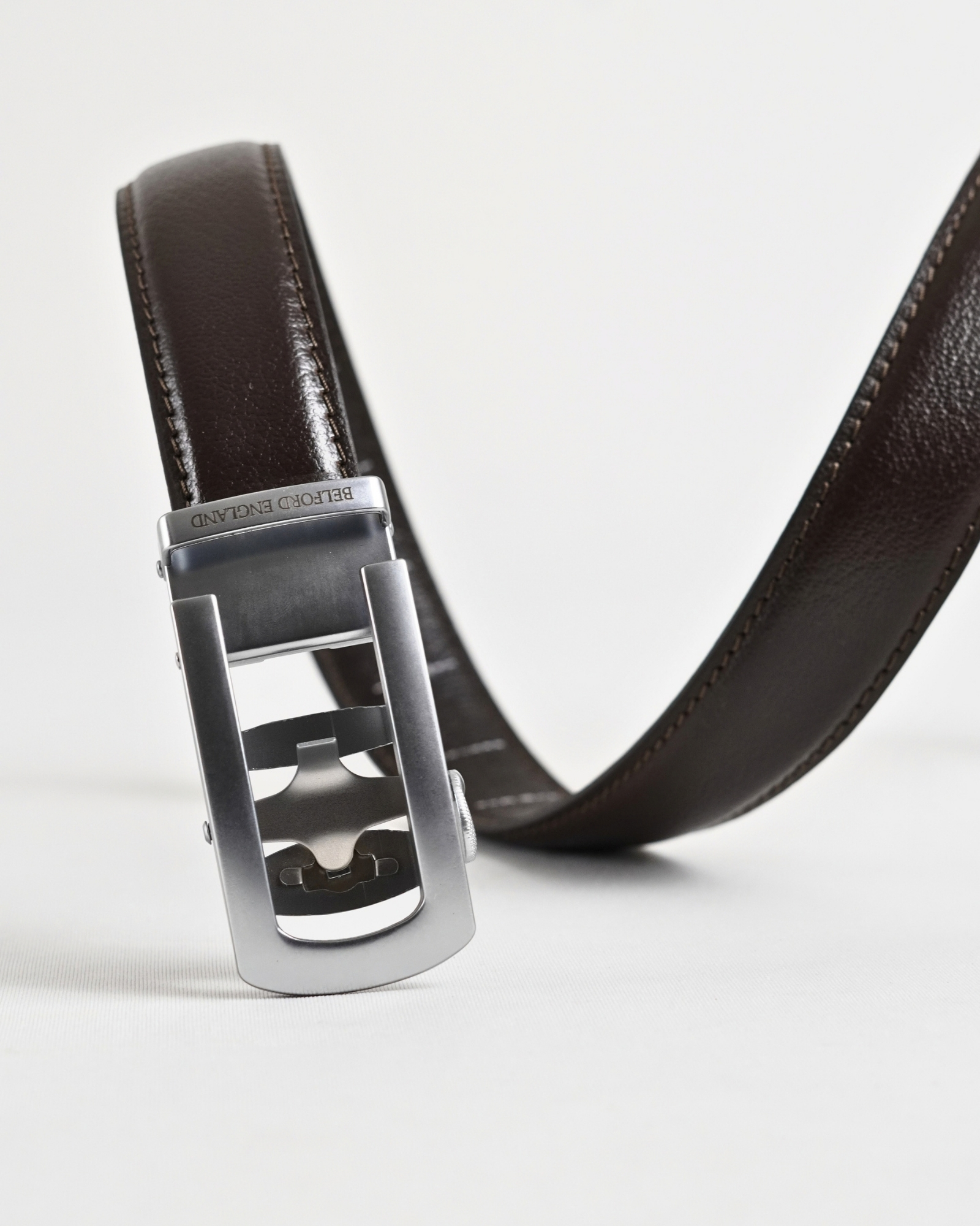 Oxford Men's Original Leather Belt  (Brown) - 28-44 - Image 3