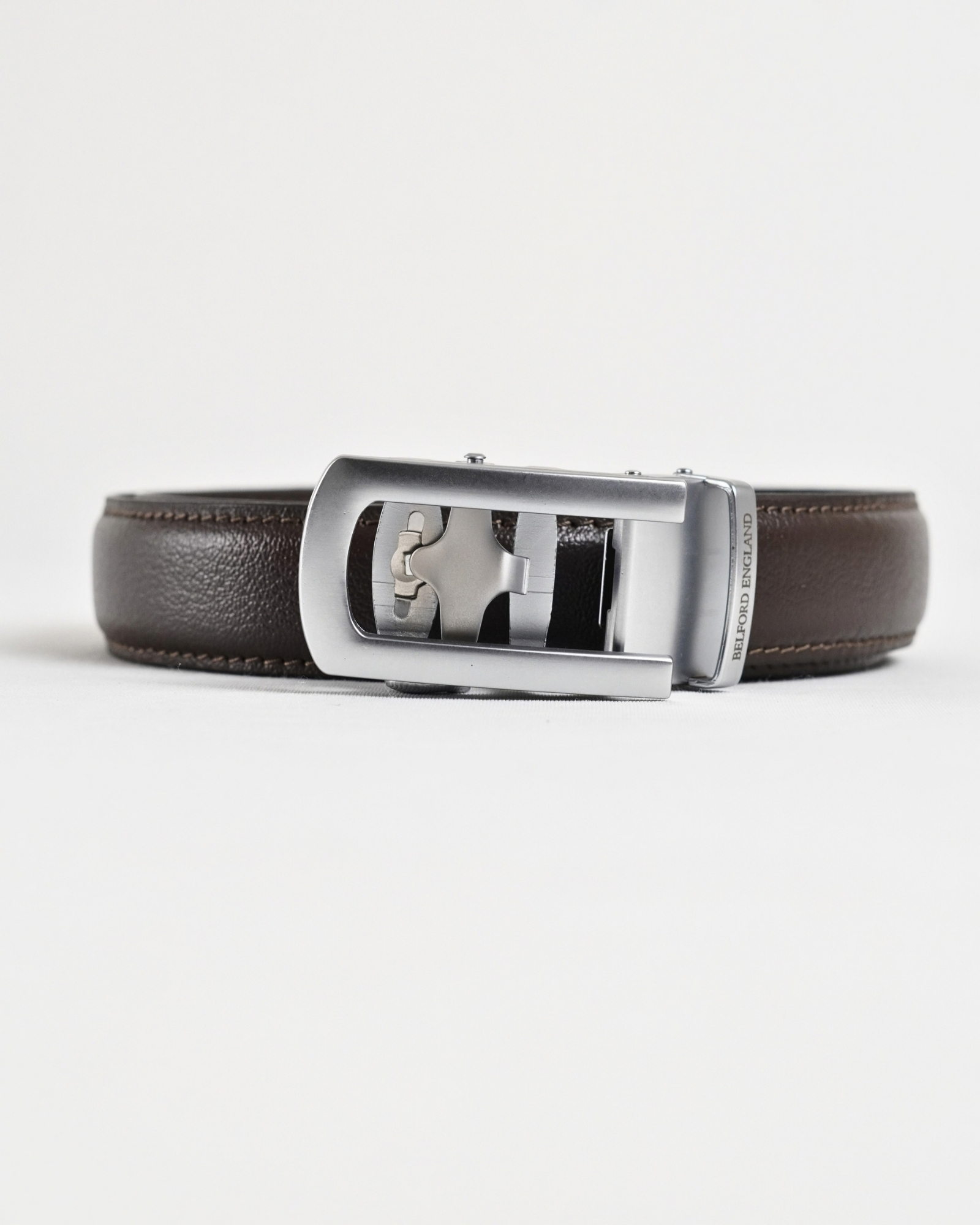 Oxford Men's Original Leather Belt  (Brown) - 28-44 - Image 5