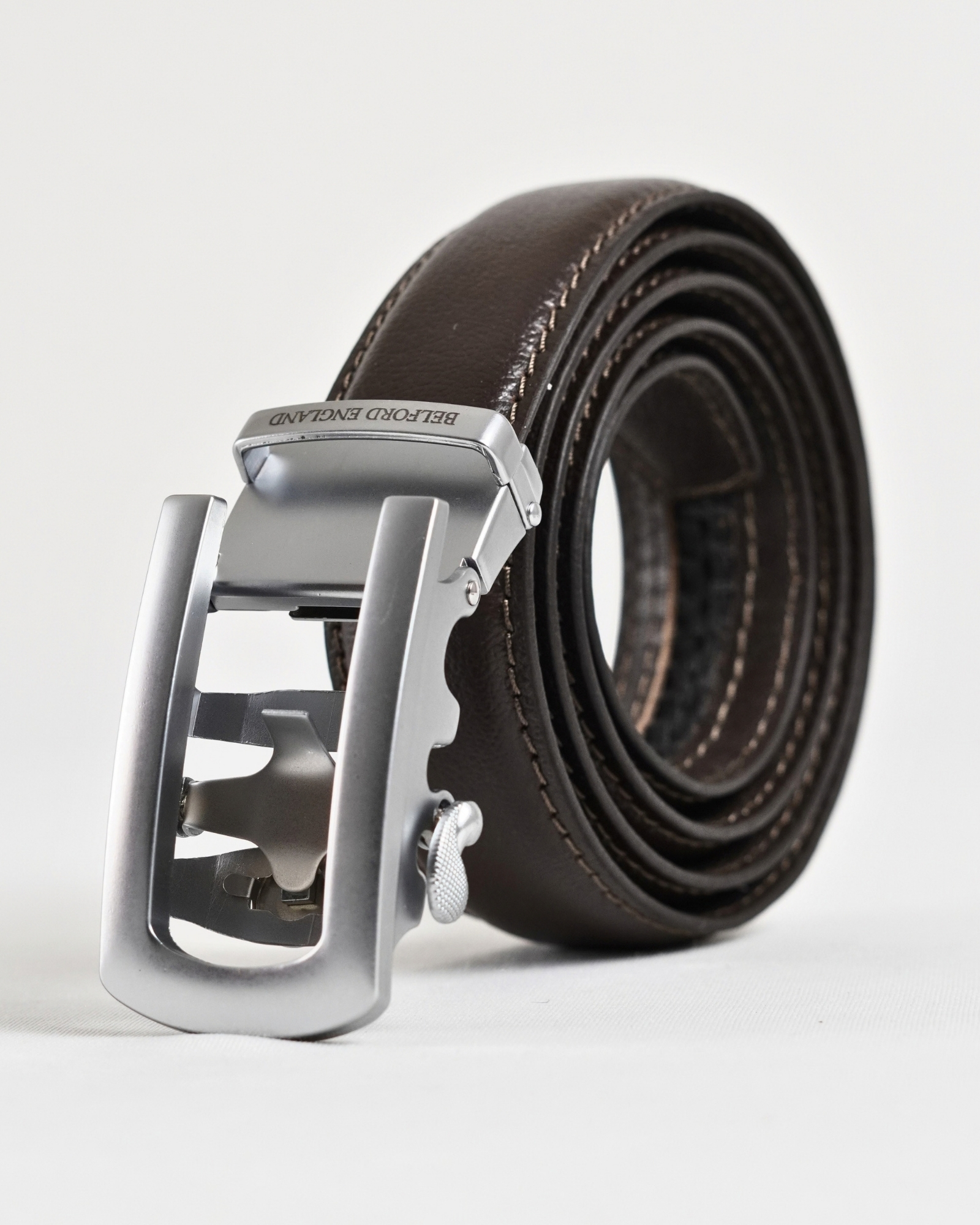 Oxford Men's Original Leather Belt  (Brown) - 28-44 - Image 6