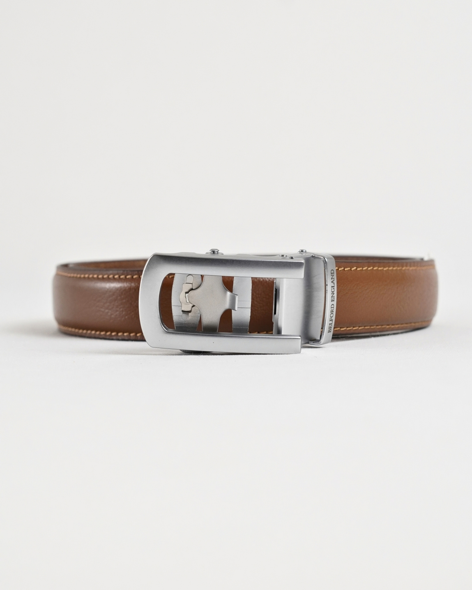 Oxford Men's Original Leather Belt  (Tan) - 28-44 - Image 3