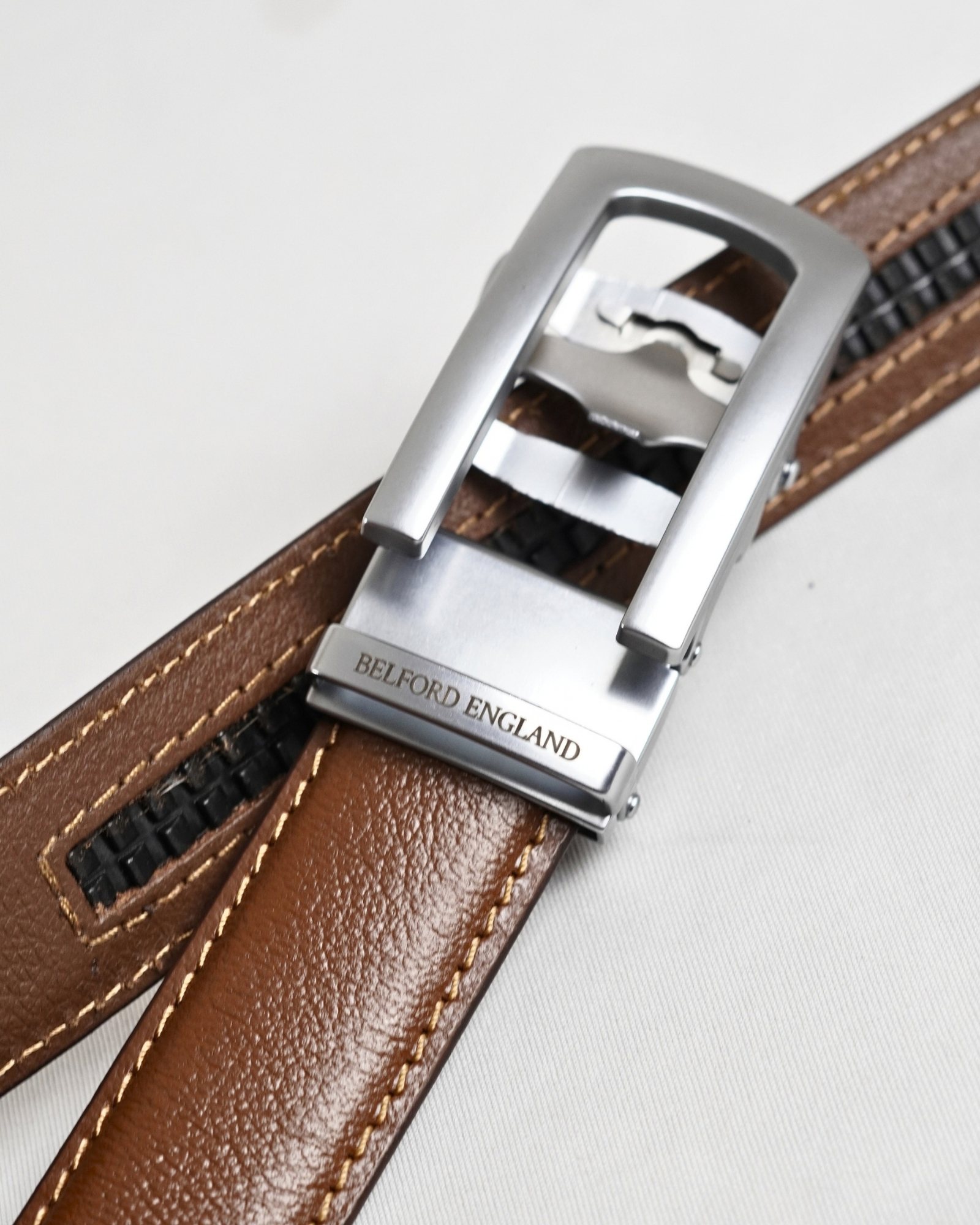 Oxford Men's Original Leather Belt  (Tan) - 28-44 - Image 7