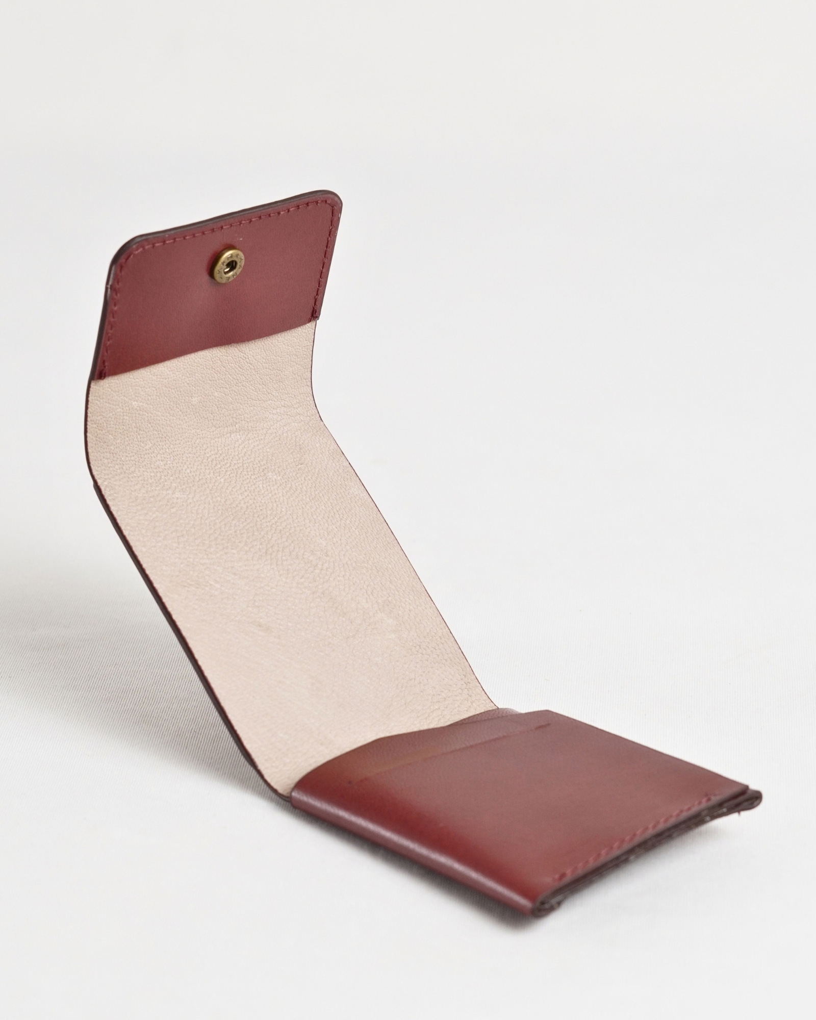Milton - Men’s Original Leather Minimalist Wallet (Luxury Cherry) - Image 4