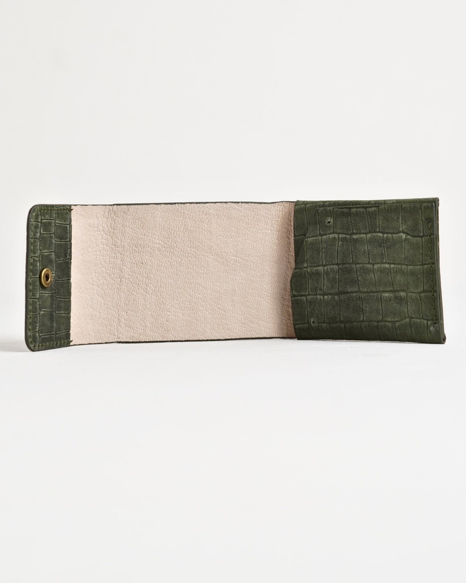 Milton - Men’s Original Leather Minimalist Wallet (Croco Rugged Green) - Image 5