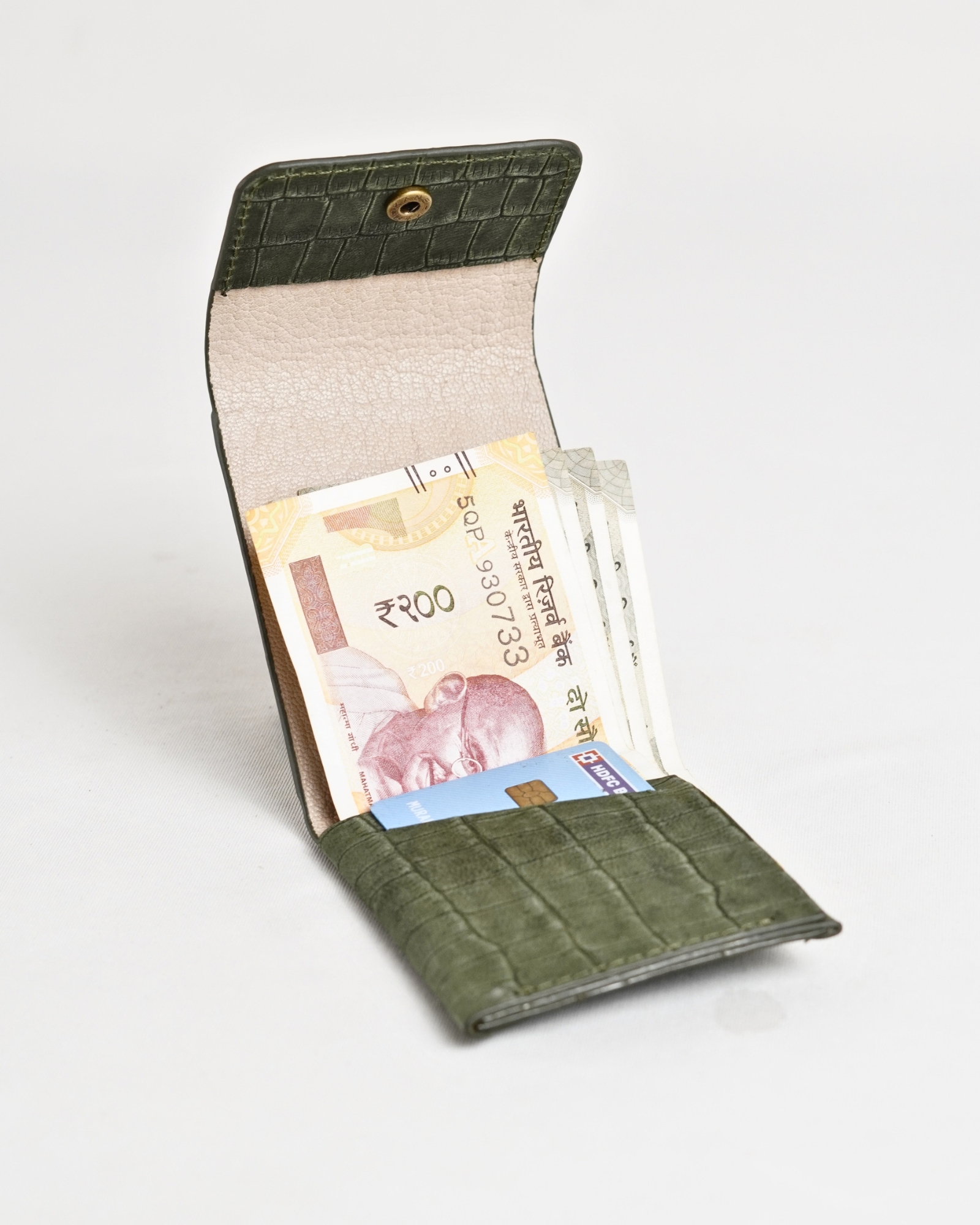Milton - Men’s Original Leather Minimalist Wallet (Croco Rugged Green) - Image 6