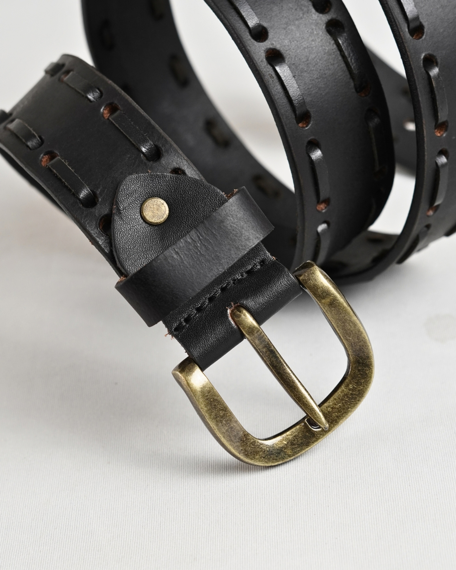 Great Britain - Men's Original Leather Belt  (Vintage Black) - 28-44 - Image 7