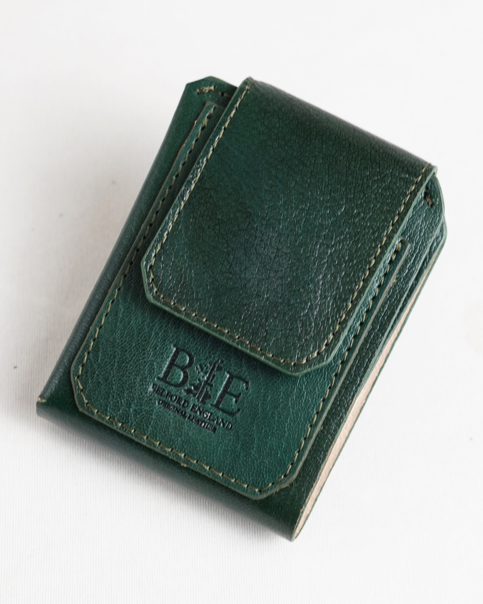 Columbia (Sleek Series) - Men’s Original Leather Wallet (Lux Green) - Image 8
