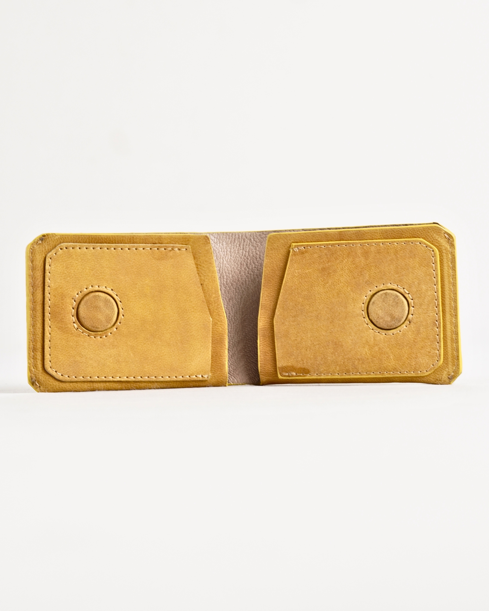 Rome (Minimalist) - Men’s Original Leather Wallet (Rugged Tan) - Image 4