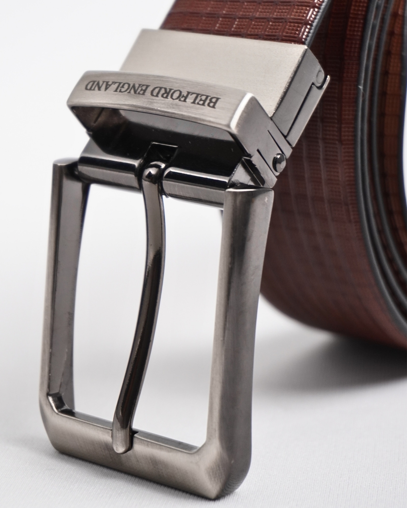 Torino Men's Original Leather Belt  Reversible (Black & Brown) - 28-44 - Image 5