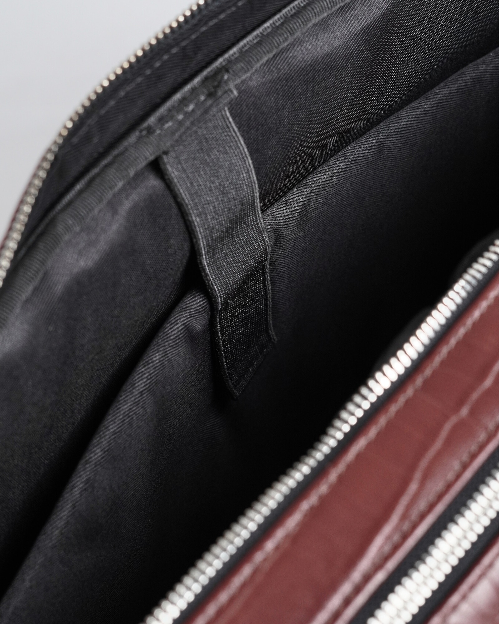 Executive Men's Original Leather Briefcase  (Croco Rich Brown) - Image 11