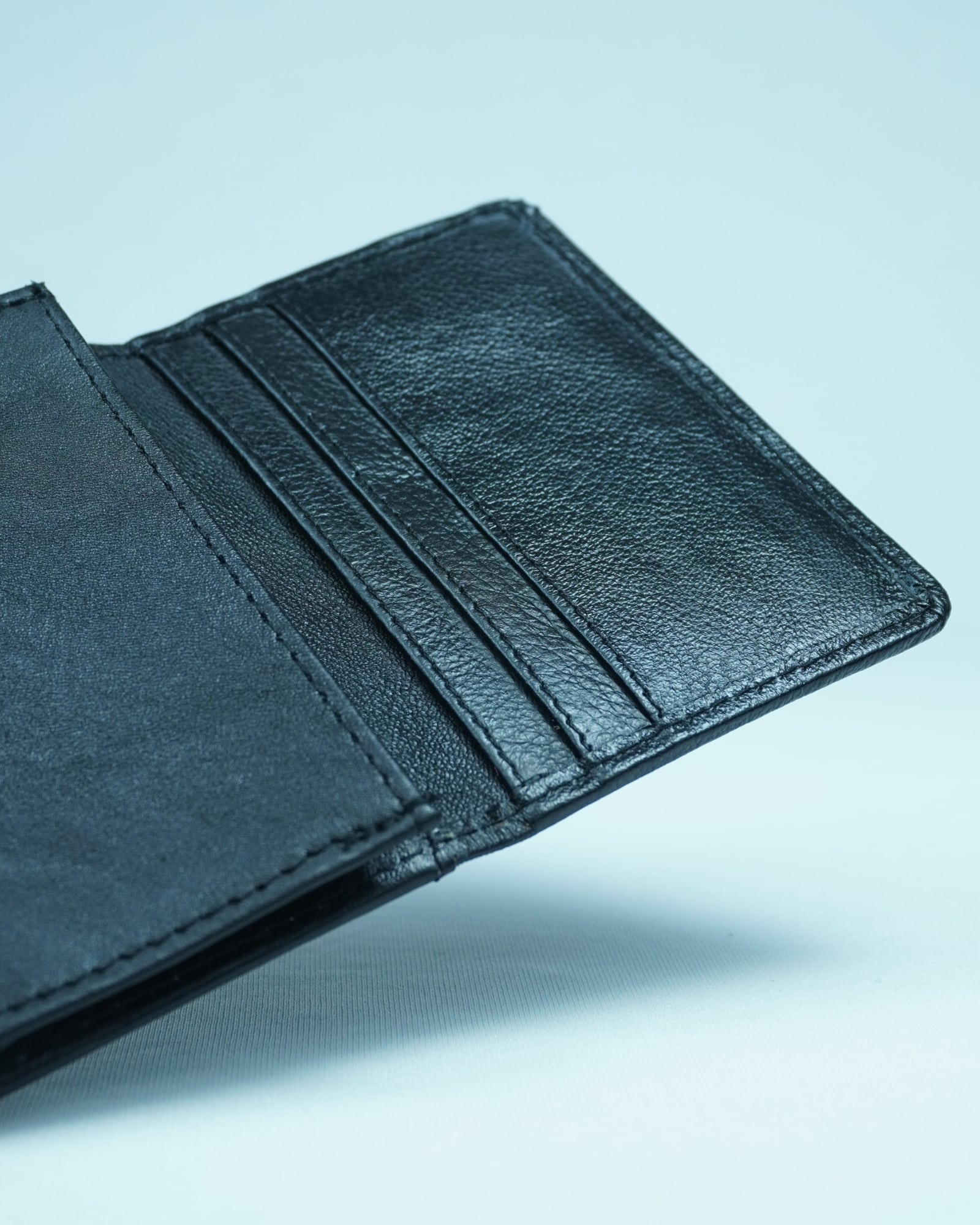 Doncaster - Men’s Original Leather (Sleek Design Wallet) - Black - Image 3