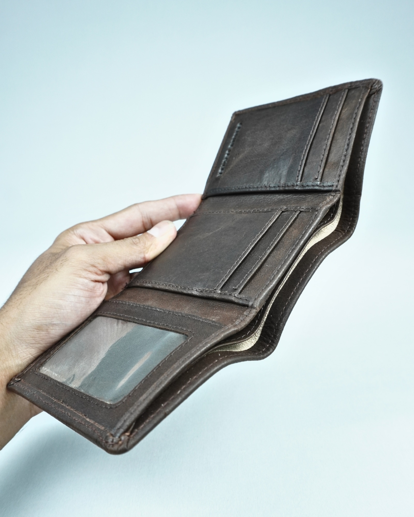 Britian - Men’s Original Leather Tri-Fold Wallet - Coffee Brown - Image 6