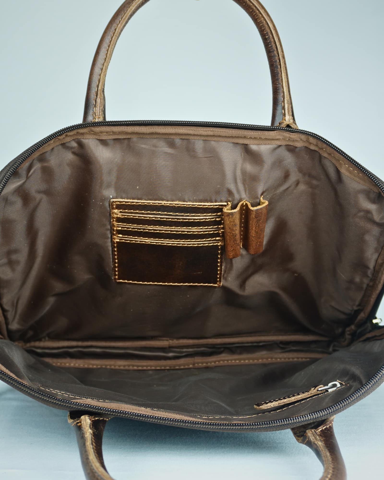 Executive Sleek Series - Men's Original Leather Laptop Bag (Dark Brown) - Image 5