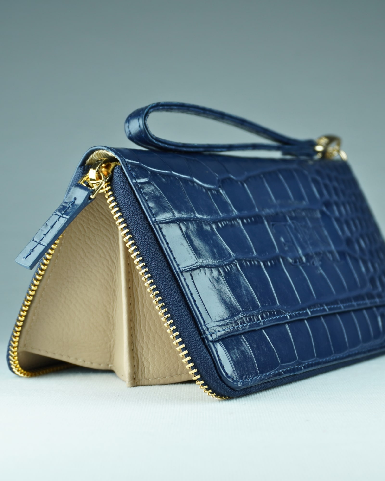 Lyra - Women’s Original Leather Wallet - Blue - Image 2