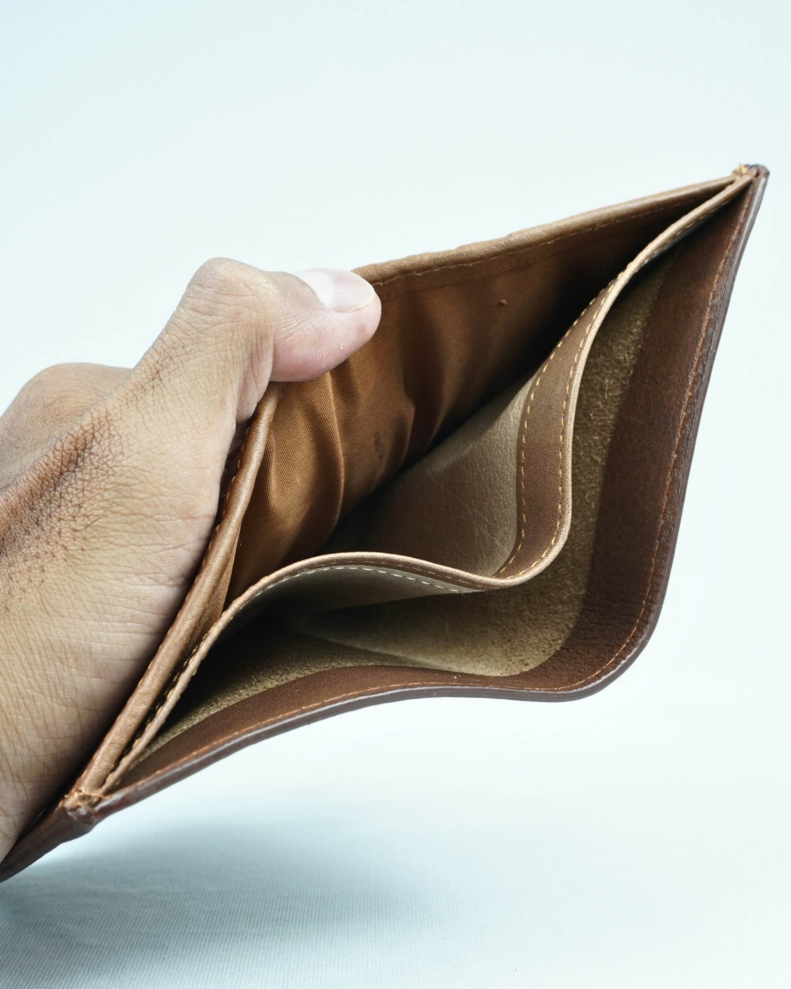 Aubrey - Men’s Original Leather Wallet (Tan) - Image 4