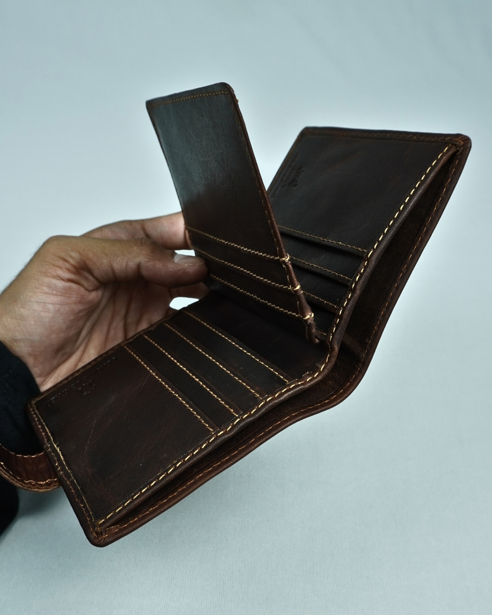 Braxton- Men’s Original Leather Wallet (Vintage Brown) - Image 4