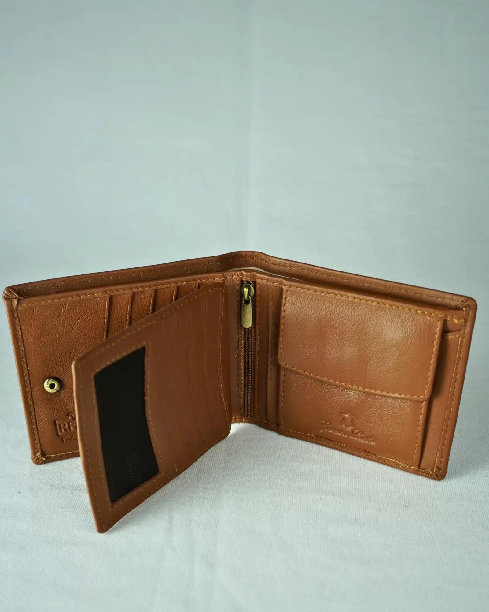 Chester - Men’s Original Leather Wallet (With 10 Card Slots) - Tan - Image 2