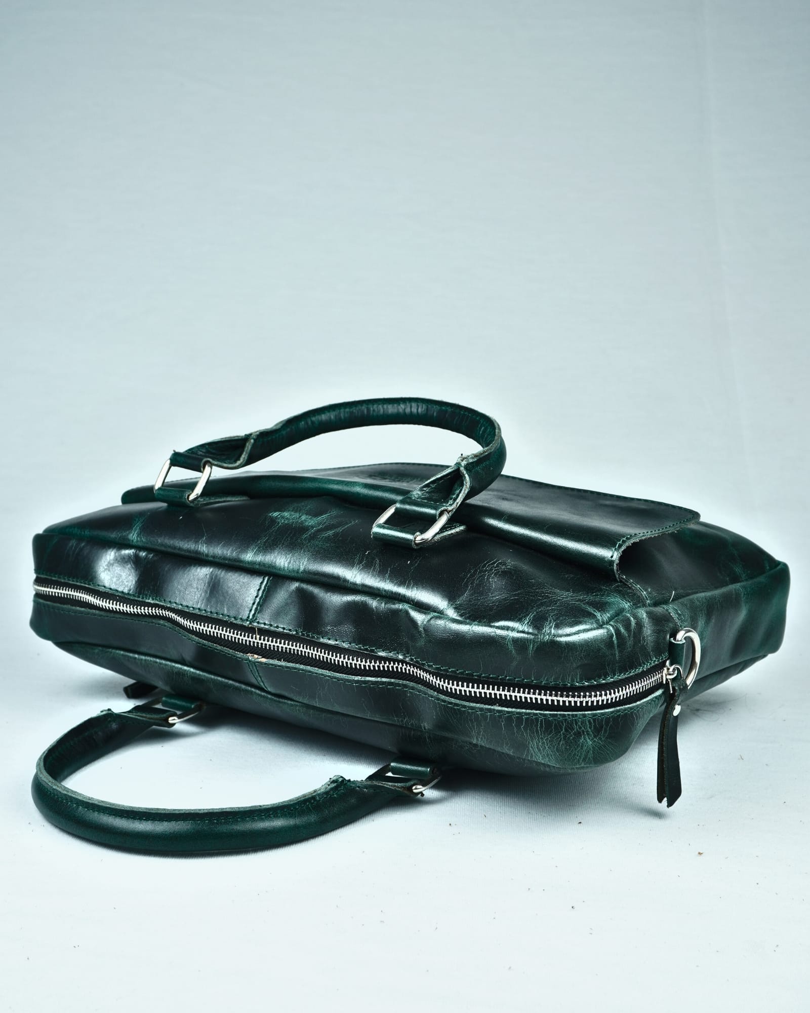 Executive Men's Original Leather Laptop Bag (Vintage Green) - Image 3