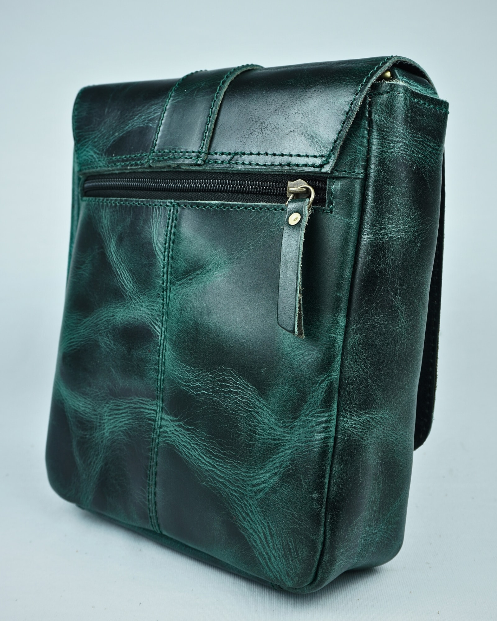 Emerald Original Leather Sling Messenger Bag  (Multipurpose  Bag) - Image 3