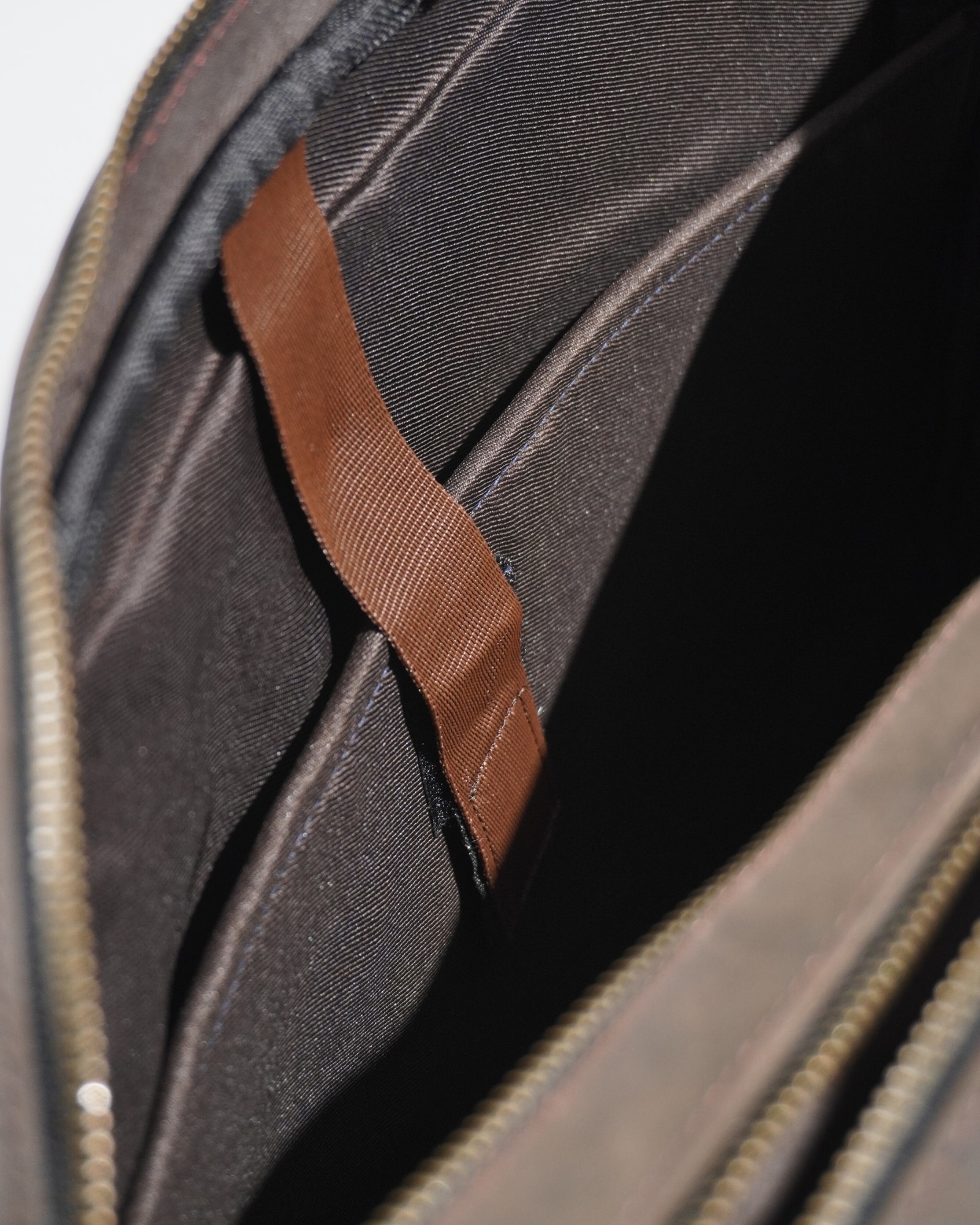 Crown Edition - Men's Executive 100% Original Leather Large Briefcase - Dark Brown - Image 5