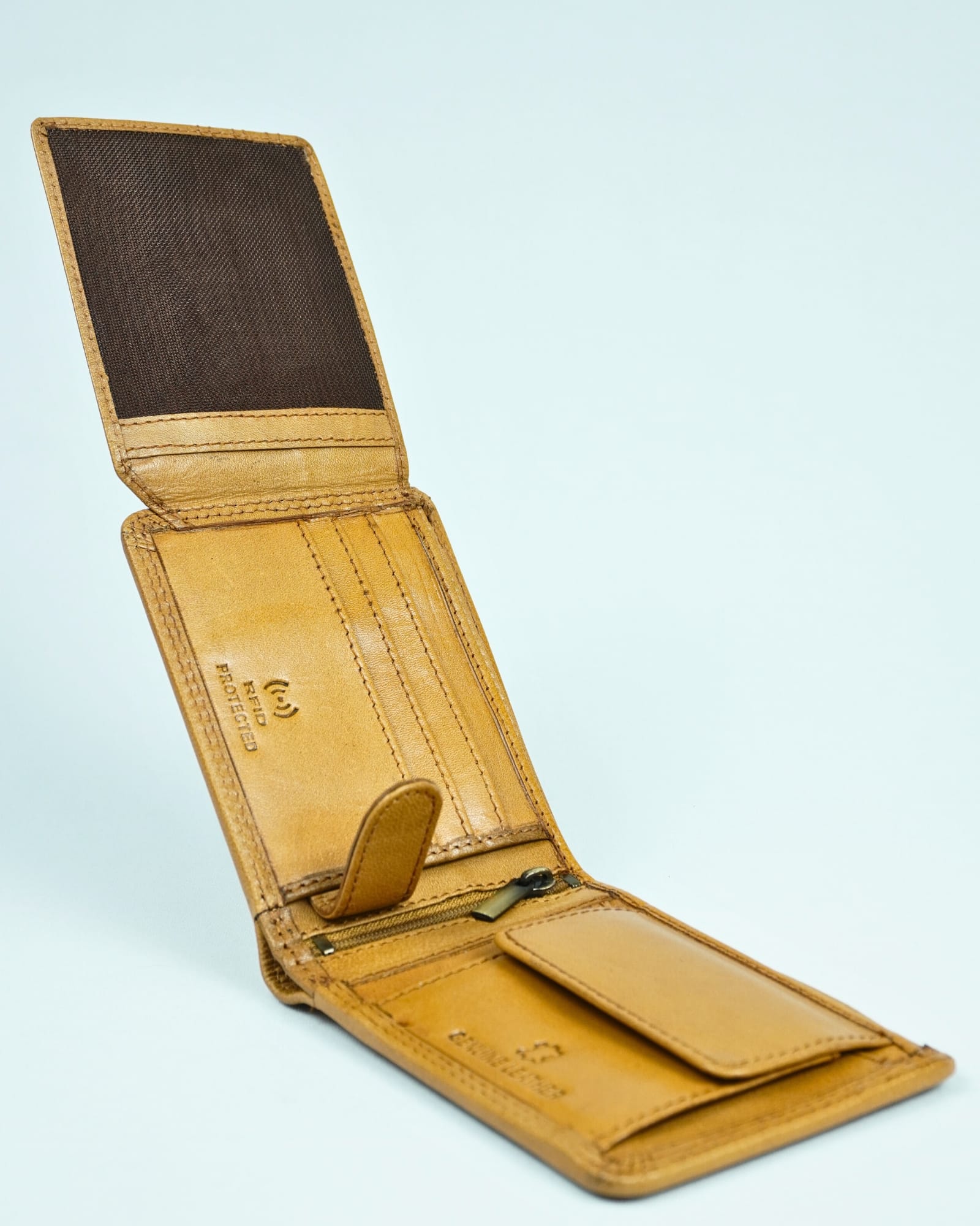 Cambridge - Men’s Original Leather Wallet (Rich Tan) - Image 6