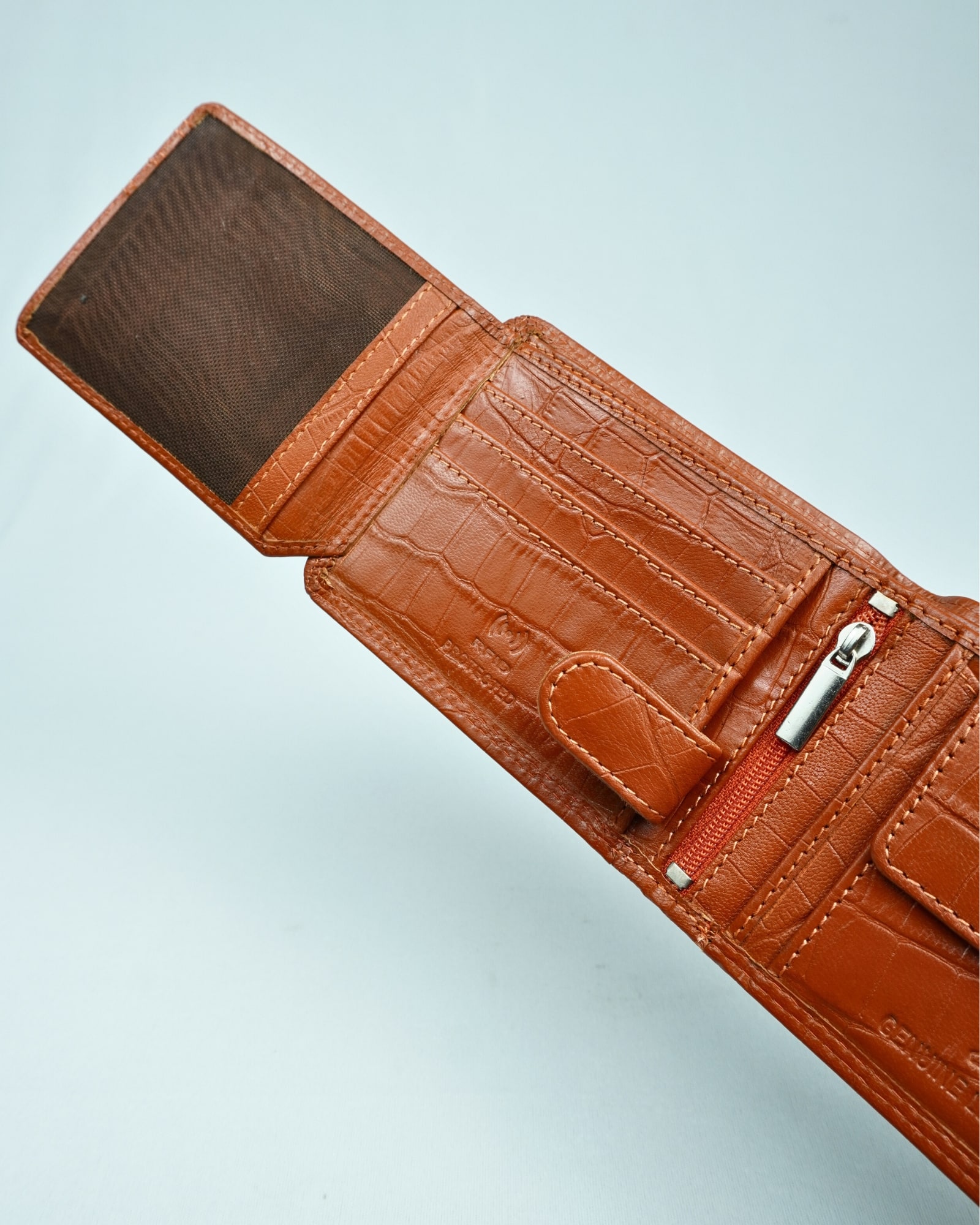 Cambridge Men’s Original Leather Wallet (Elite Croco) - Image 6