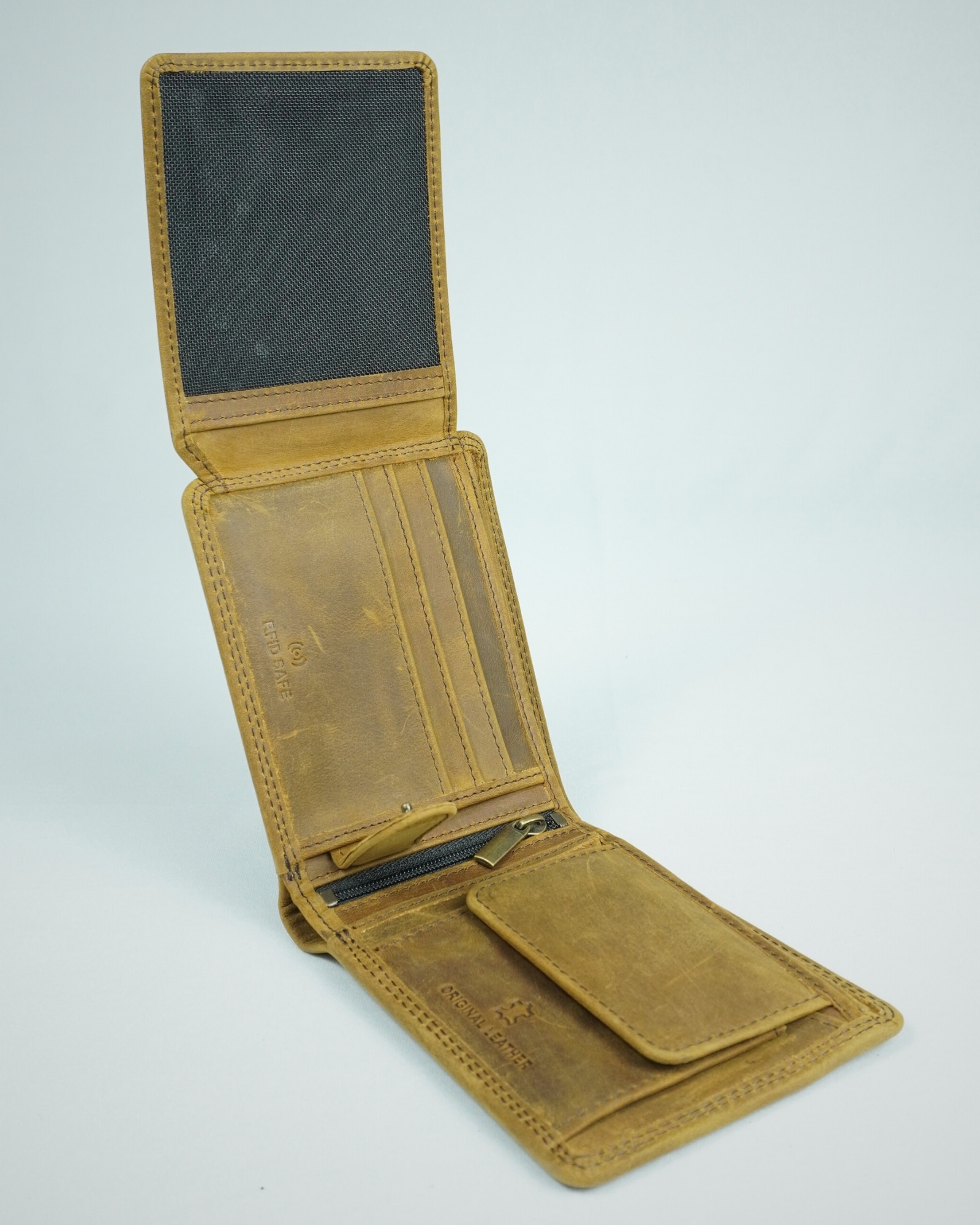 Cambridge - Men’s Original Leather Wallet (Hazel Brown) - Image 5