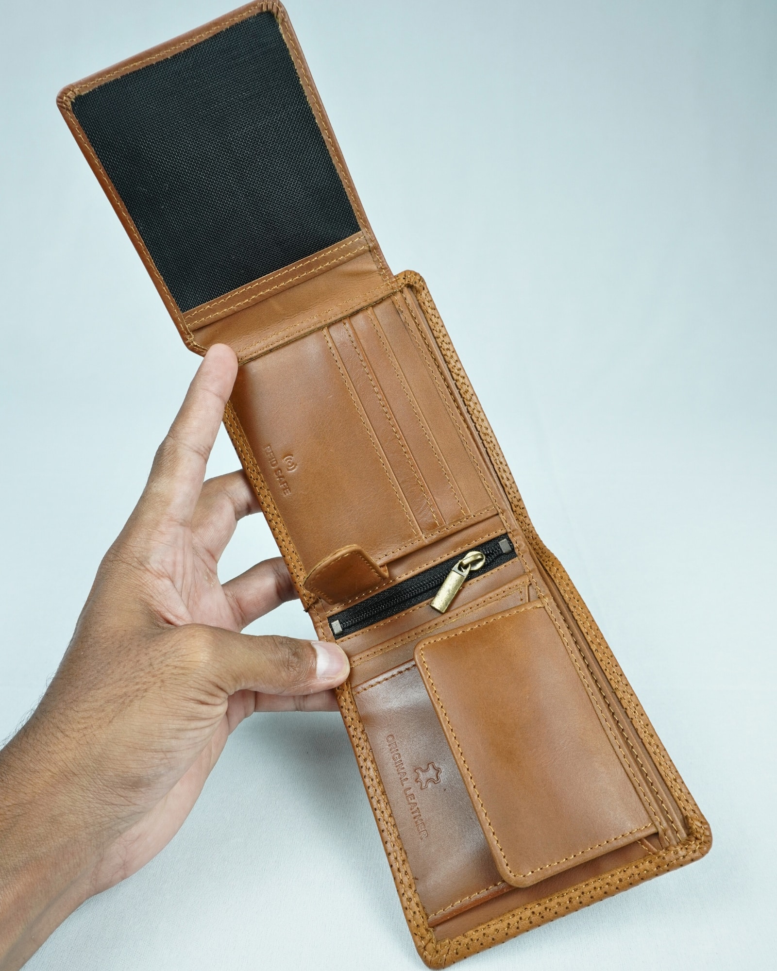 Cambridge Men’s Original Soft Leather Wallet (Premium Brown) - Image 6