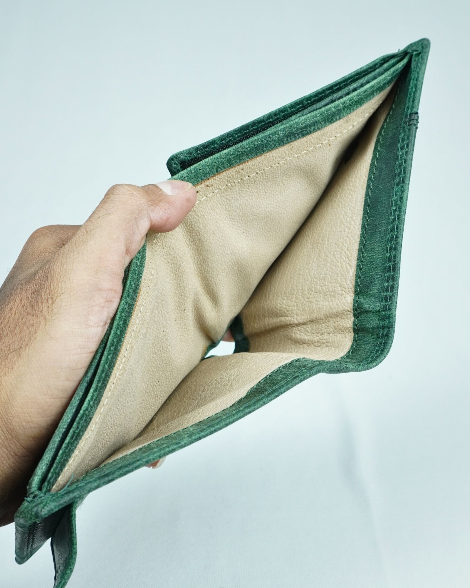 Derby - Men’s Original Leather Wallet (Rugged Green) - Image 7