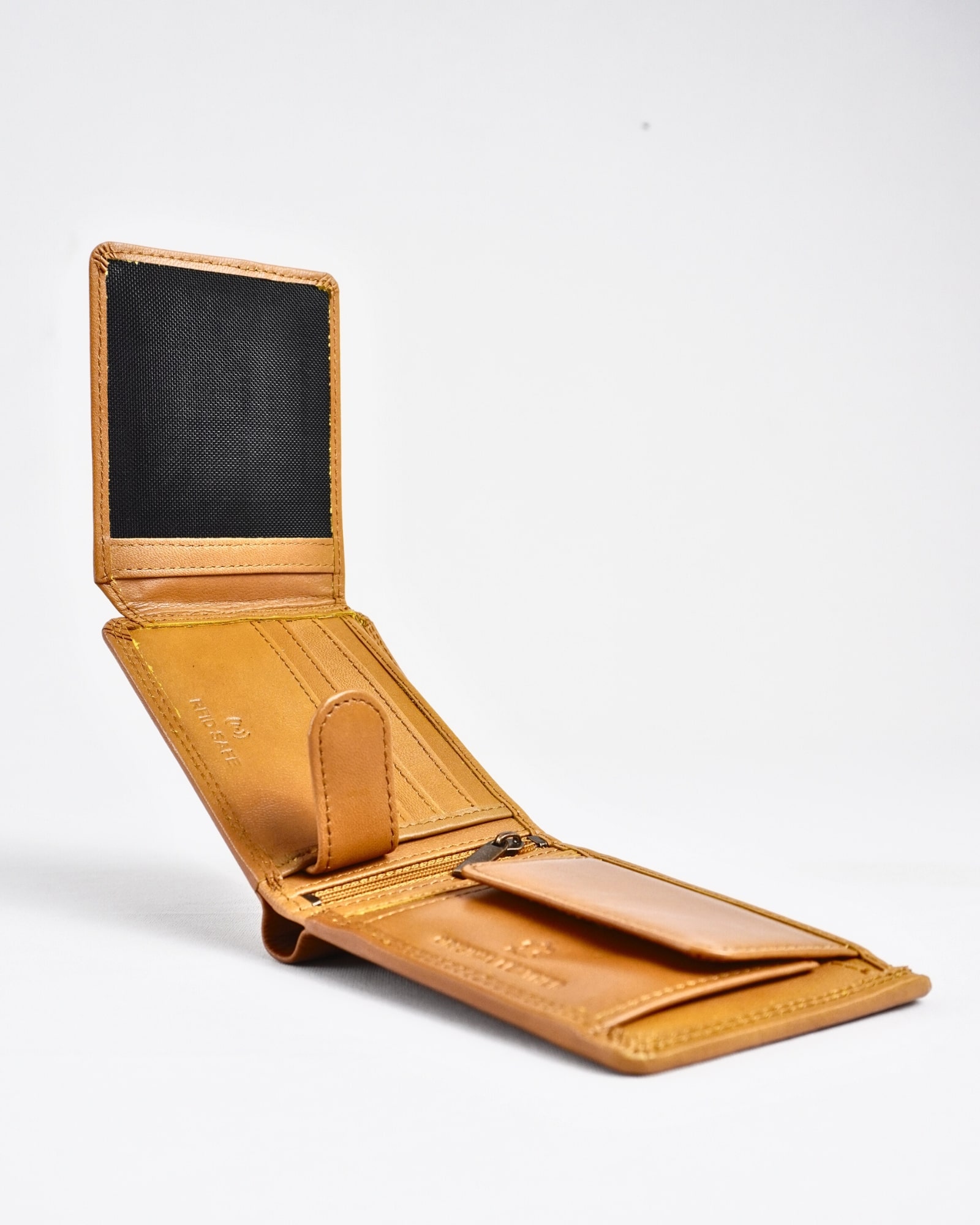 Cambridge - Men’s Original Leather Wallet  - Lion (Almond Brown) - Image 6