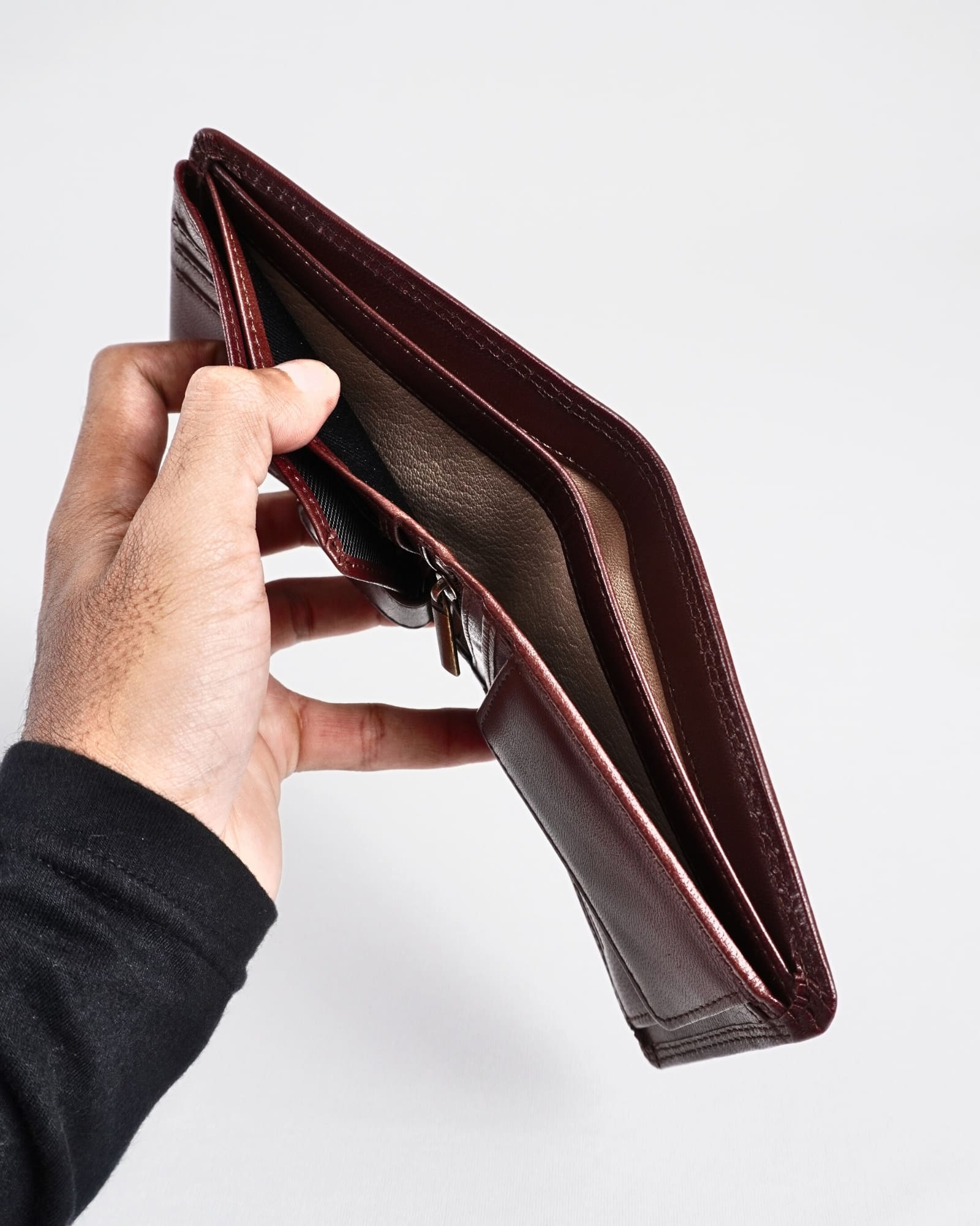 Cambridge Men’s Original Leather Wallet (Rich Brown) - Image 7