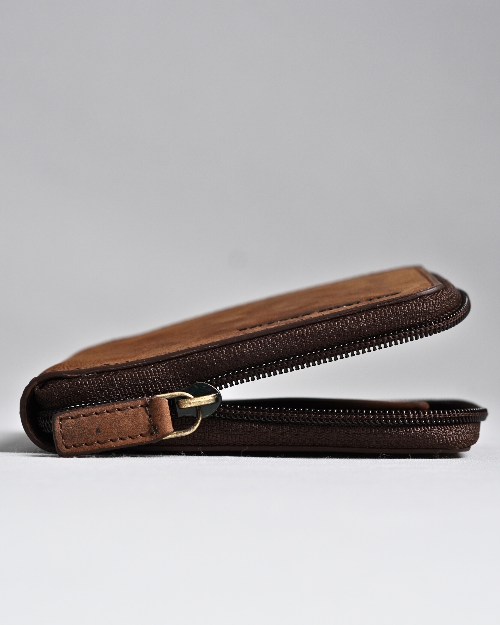 Tokyo Men’s Original Leather Wallet - (Rugged Tan) - Image 4
